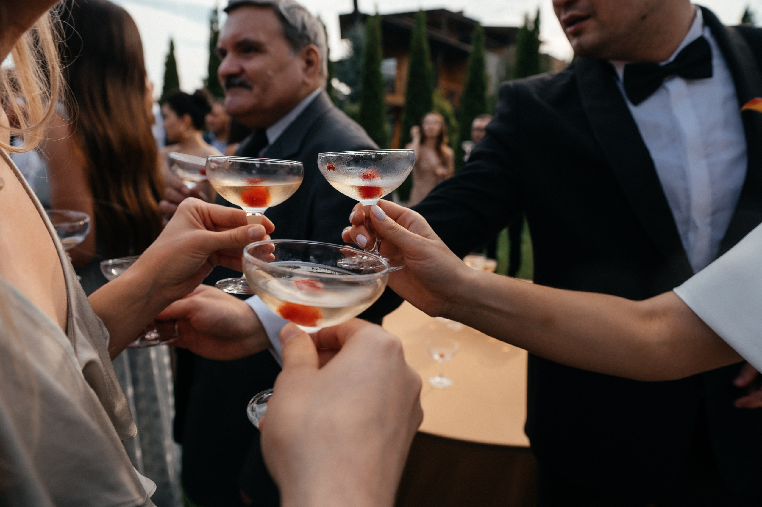 Родители Бекона женятся. Home