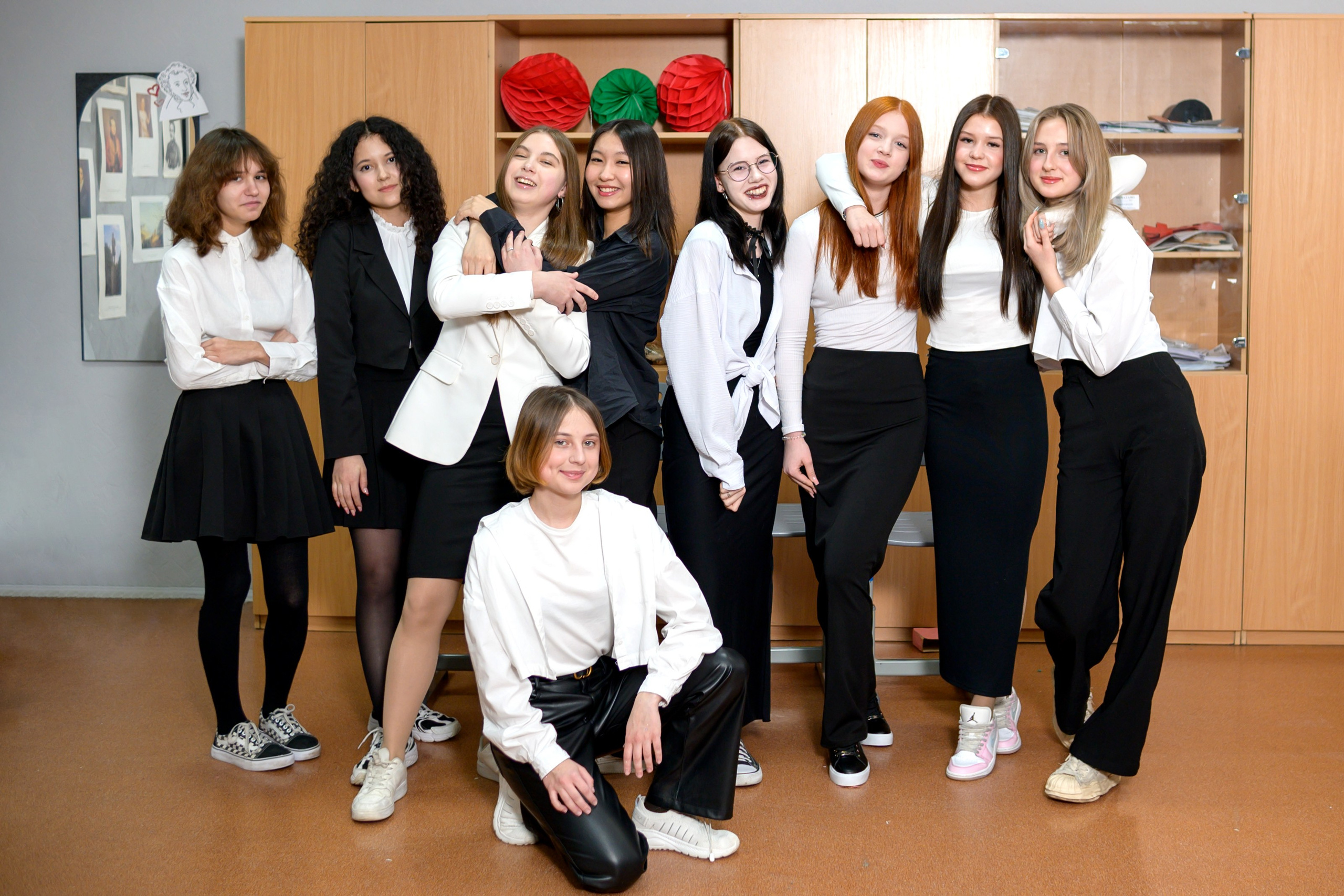 Выпускные альбомы 9 класс. Фотограф новорожденных, семейный детский в Тюмени Татьяна Морозова