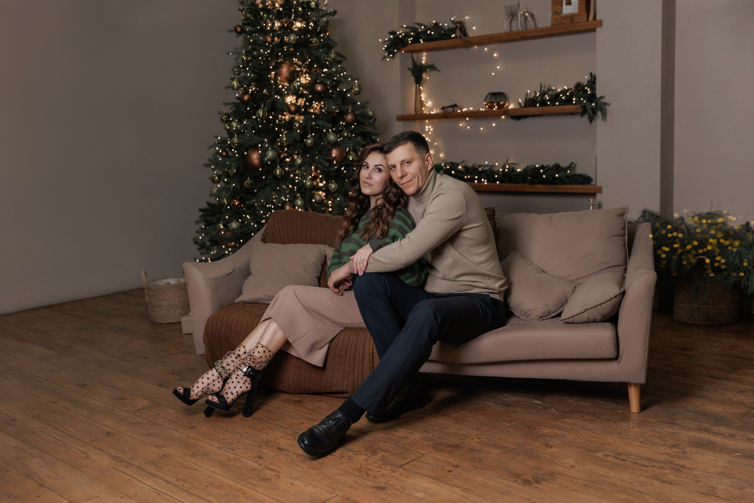 Татьяна с семьей. Фотограф женского портрета, беременности и материнства Харькова Елена