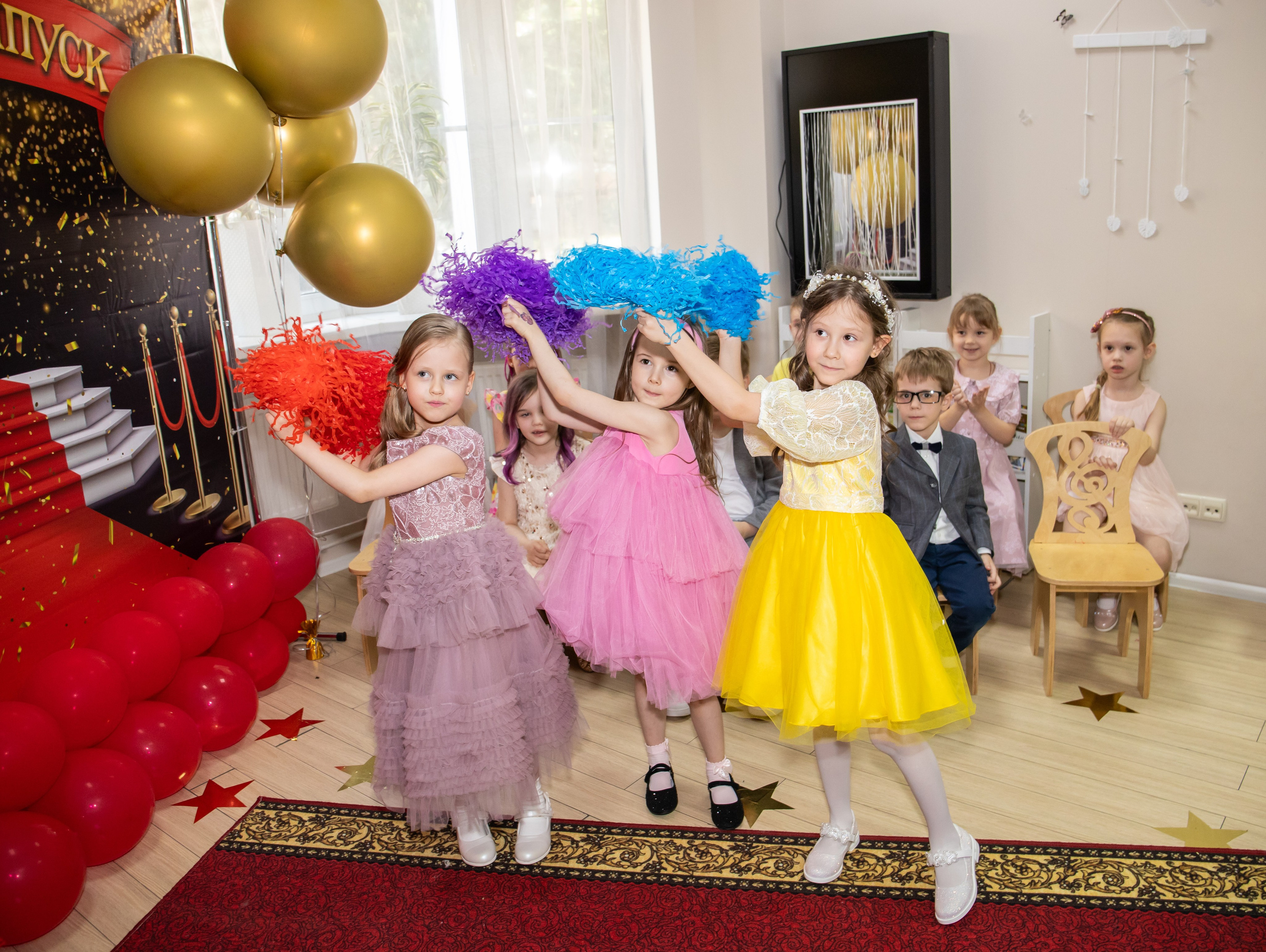 Утренник дет сад. Свадебный и семейный фотограф в Москве Мила Широких