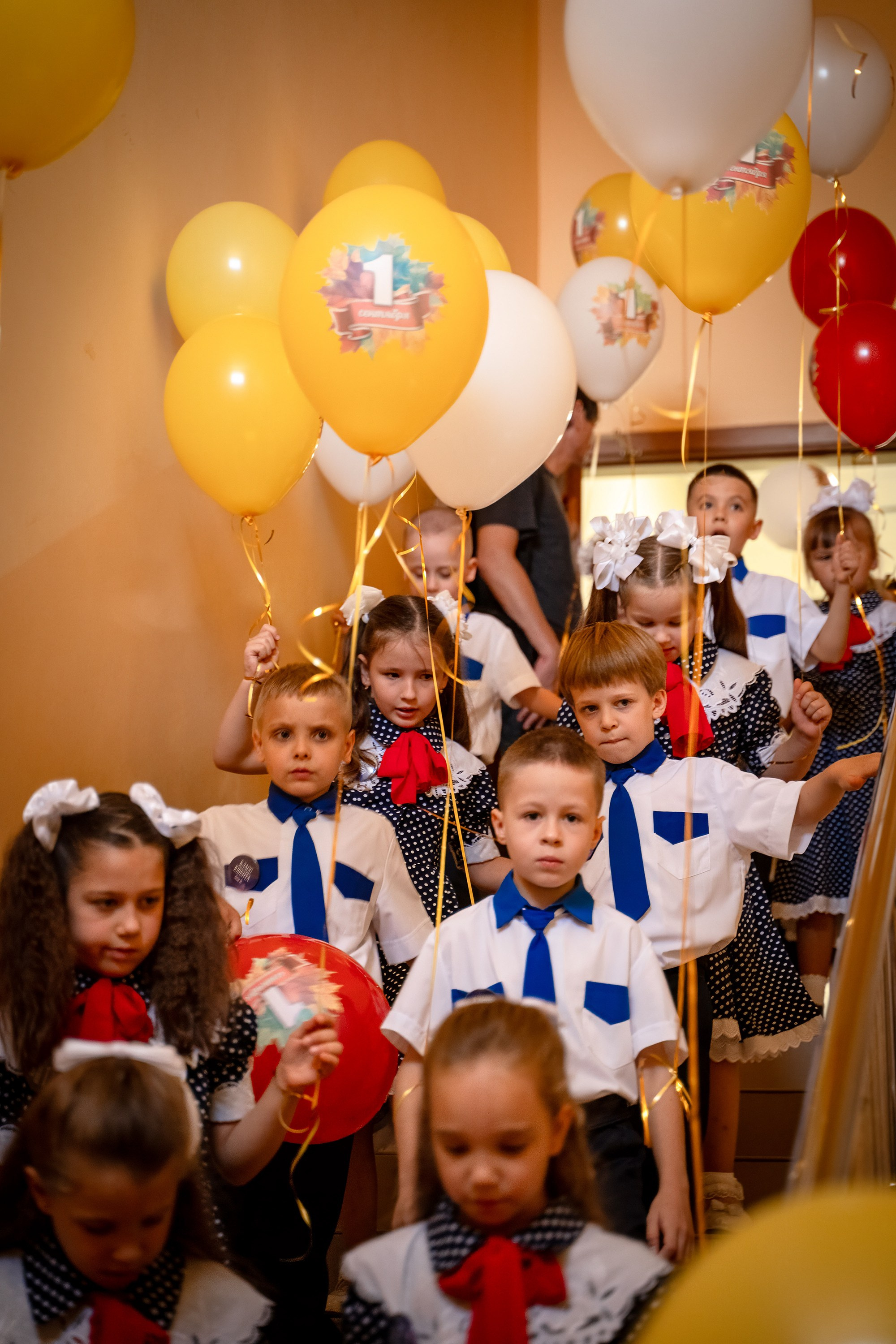 1Сентября_ ЮВЕНТА 1кл_Гимназия 92. Фотографы из солнечного Краснодара Вадим и Надежда Митус
