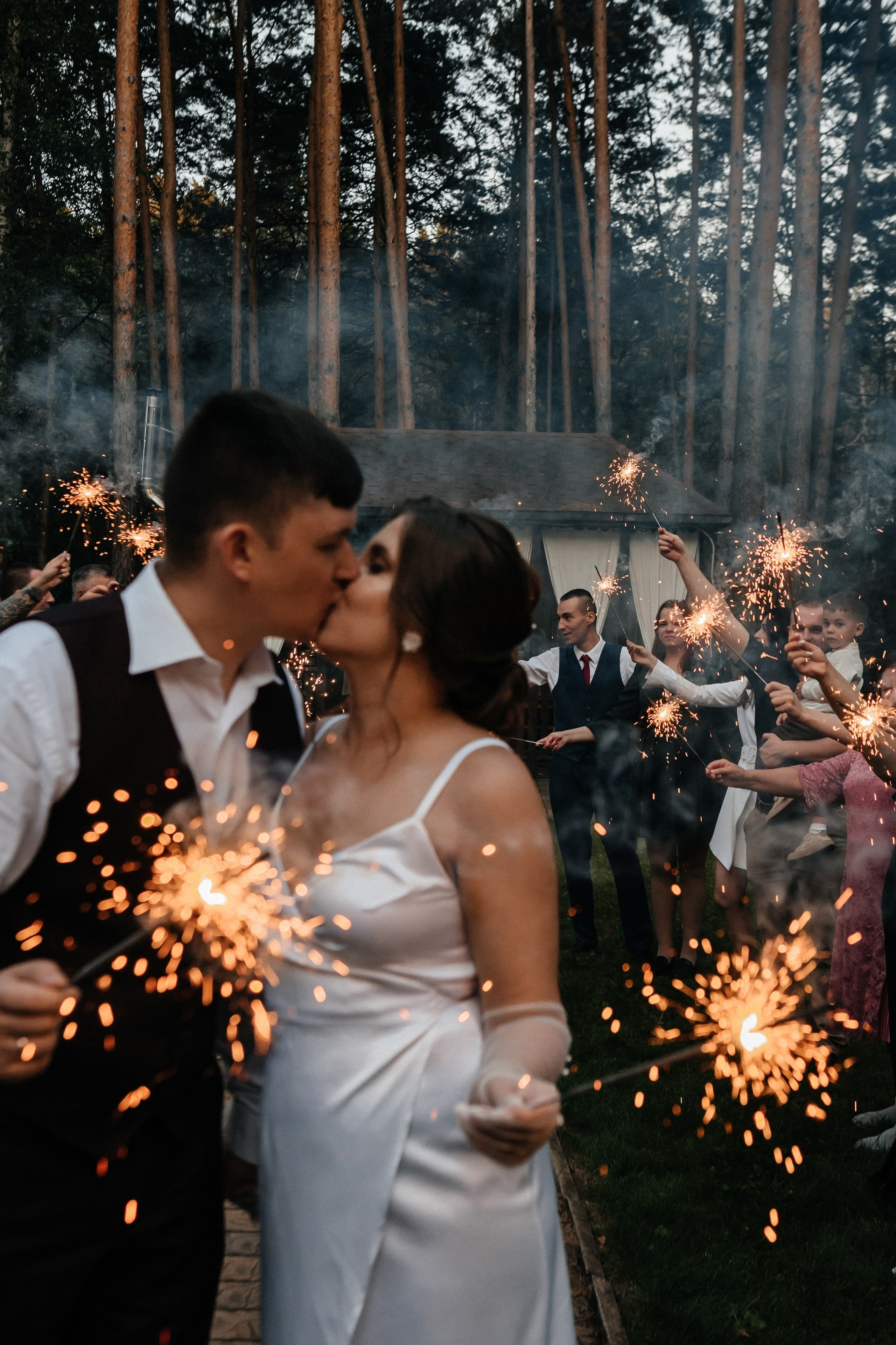 Анонс свадьбы Александра и Кристины. Свадебный и семейный фотограф Елена Иштулкина