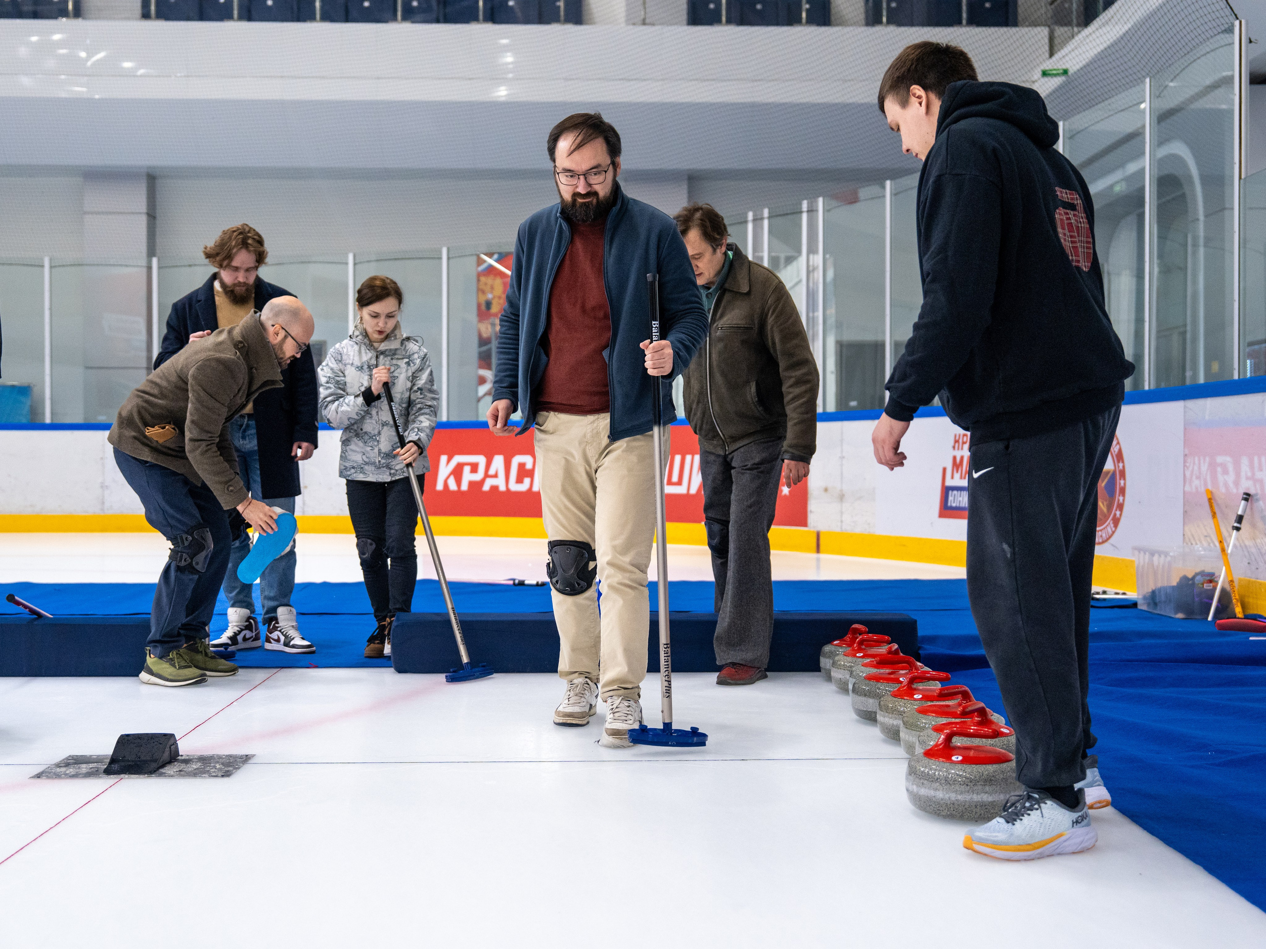 Керлинг для компании Р-Фарм. Репортажный фотограф в Красной Поляне и Сочи Павлюченко Екатерина
