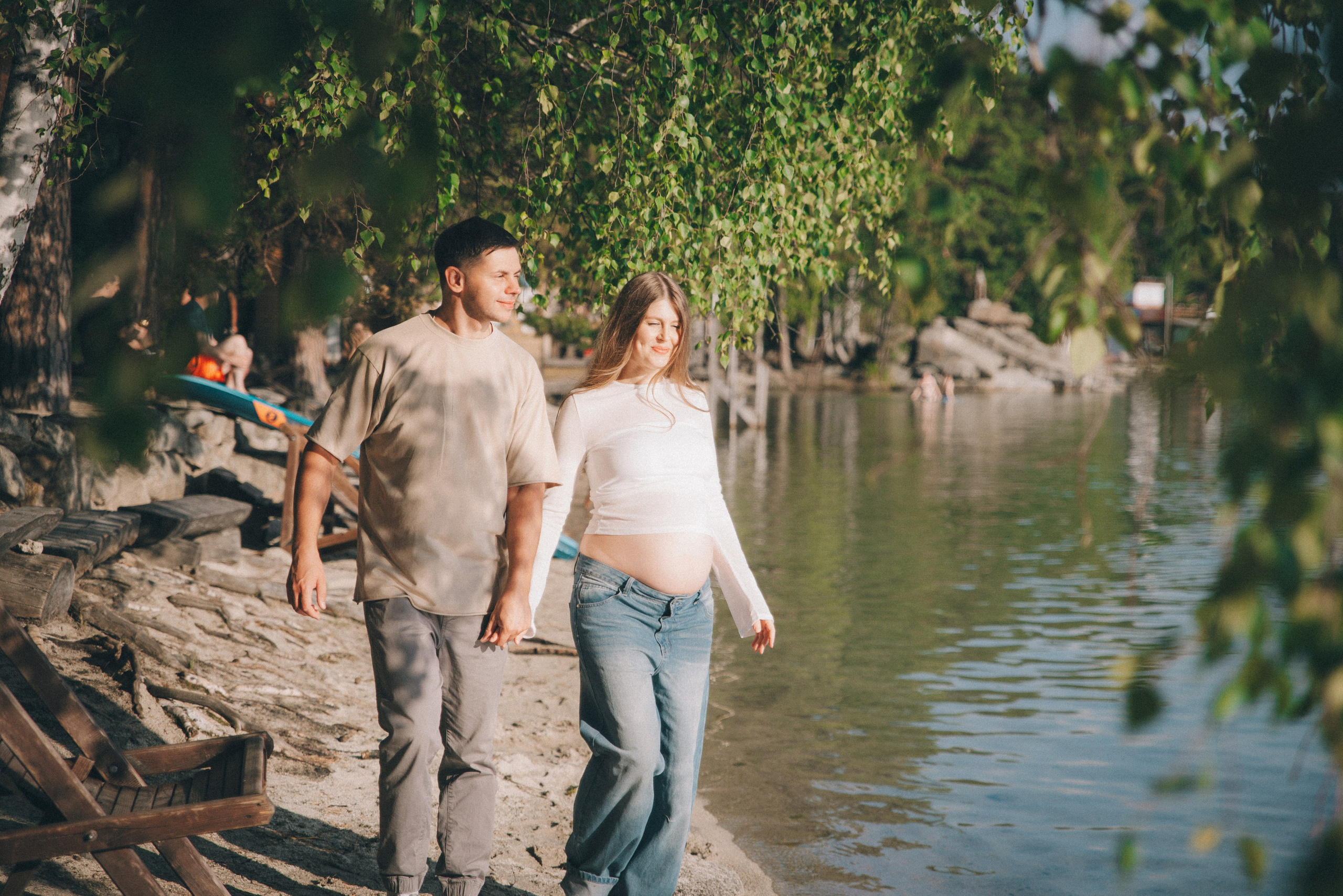мужчина и женщина на фотосессии