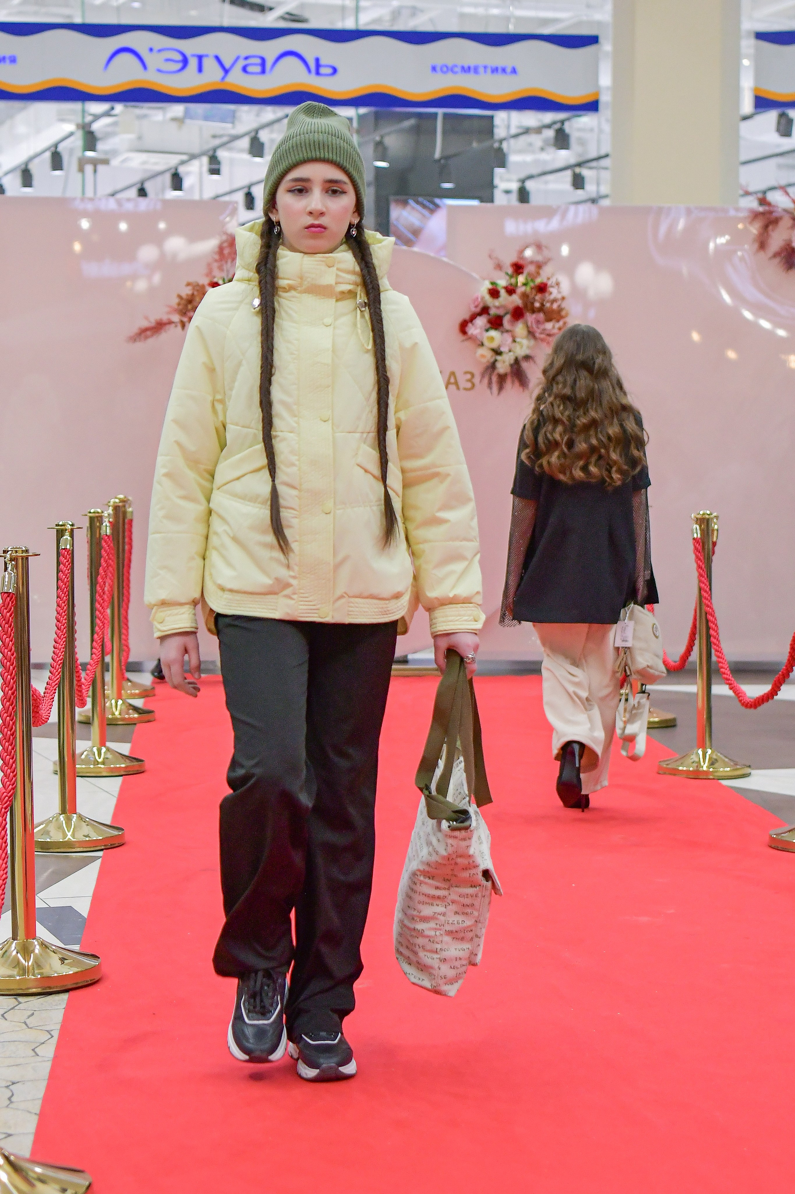 Модный показ 2024. Свой взгляд через объектив