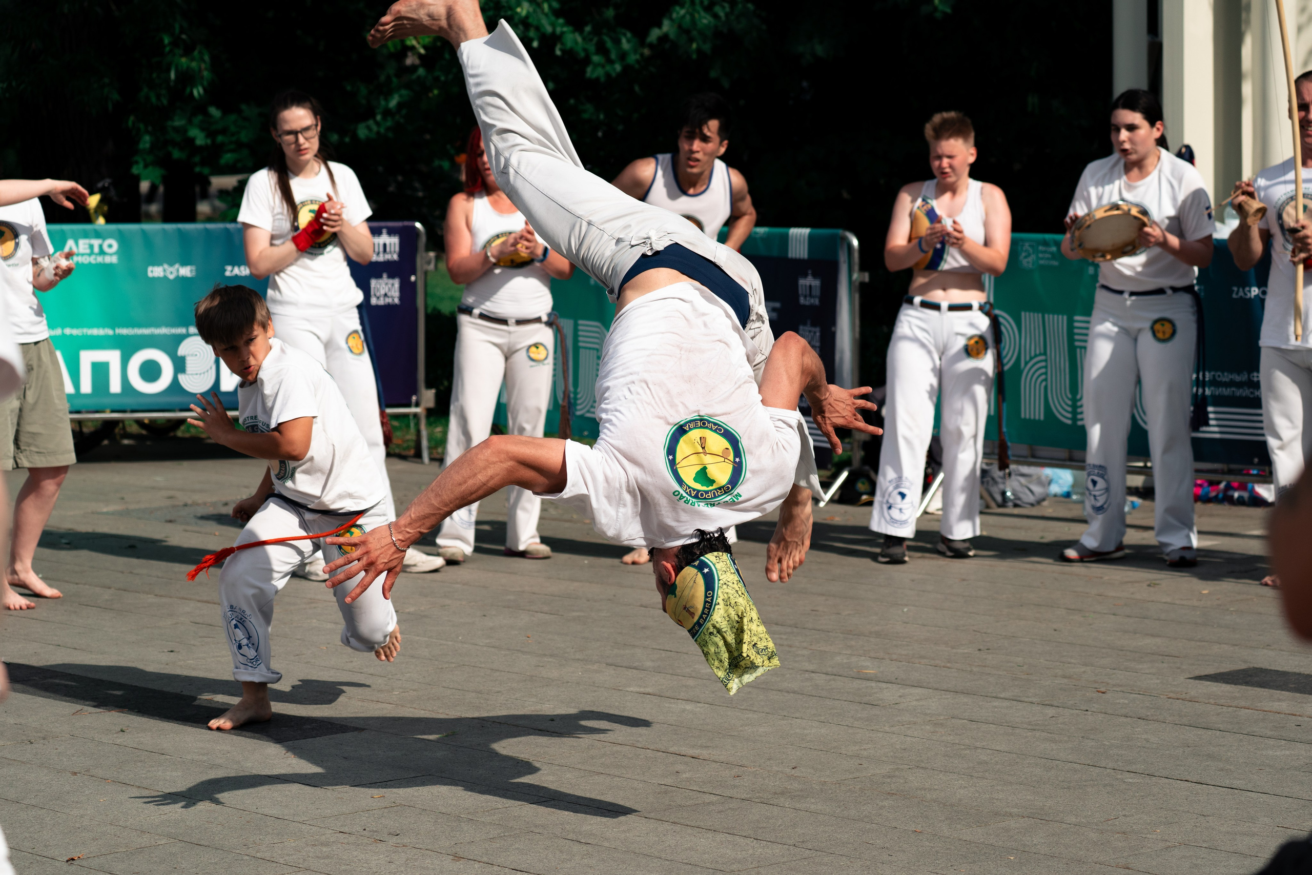 Открытый класс AXE Capoeira на фестивале неолимписких видов спорта на ВДНХ 2025 г:. Фотограф в Москве Ткаченко Владимир