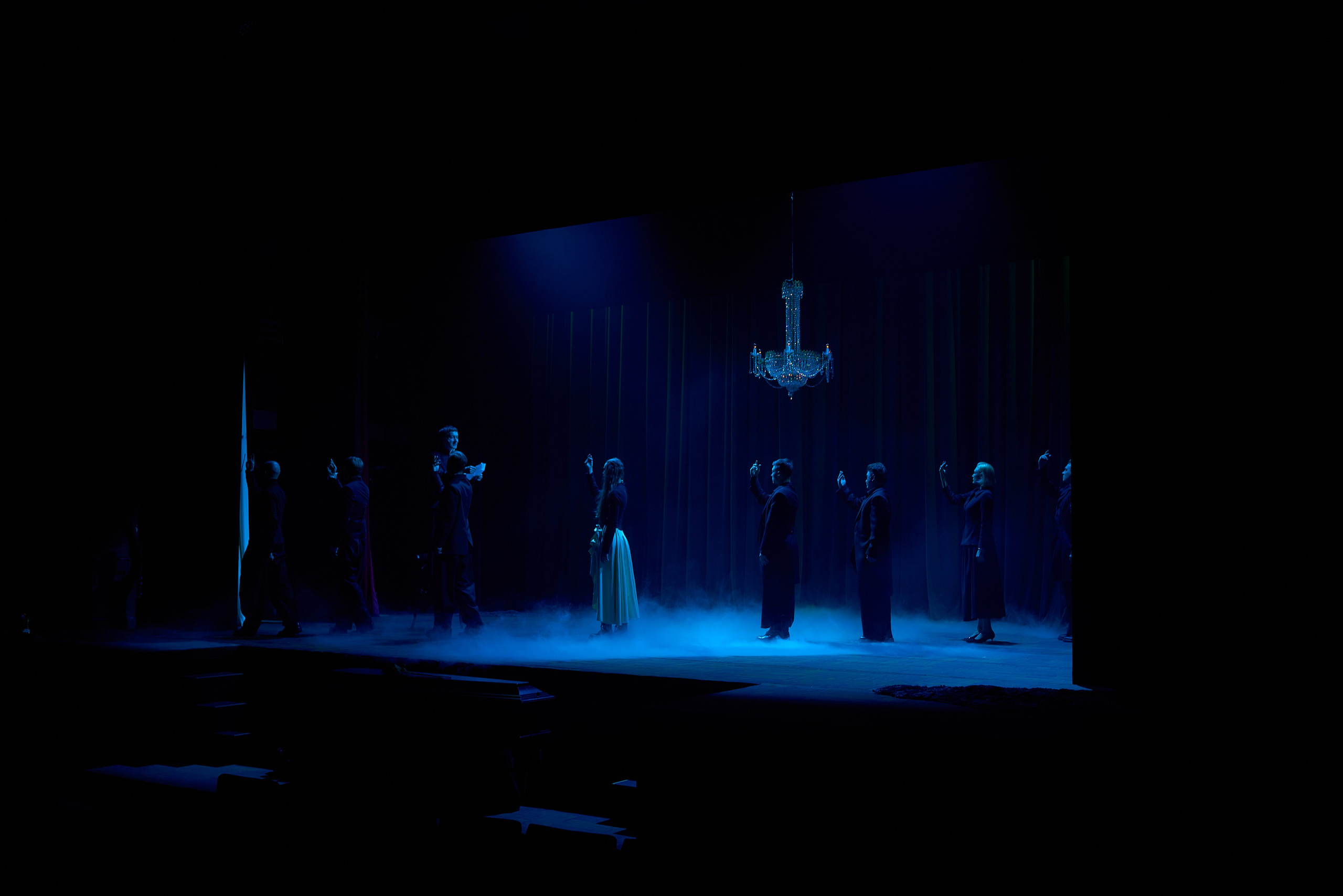 «Быть или не быть» Закулисье Театра Наций. Wish Films — Фото и видео для брендов и личных проектов | Фотограф и видеограф