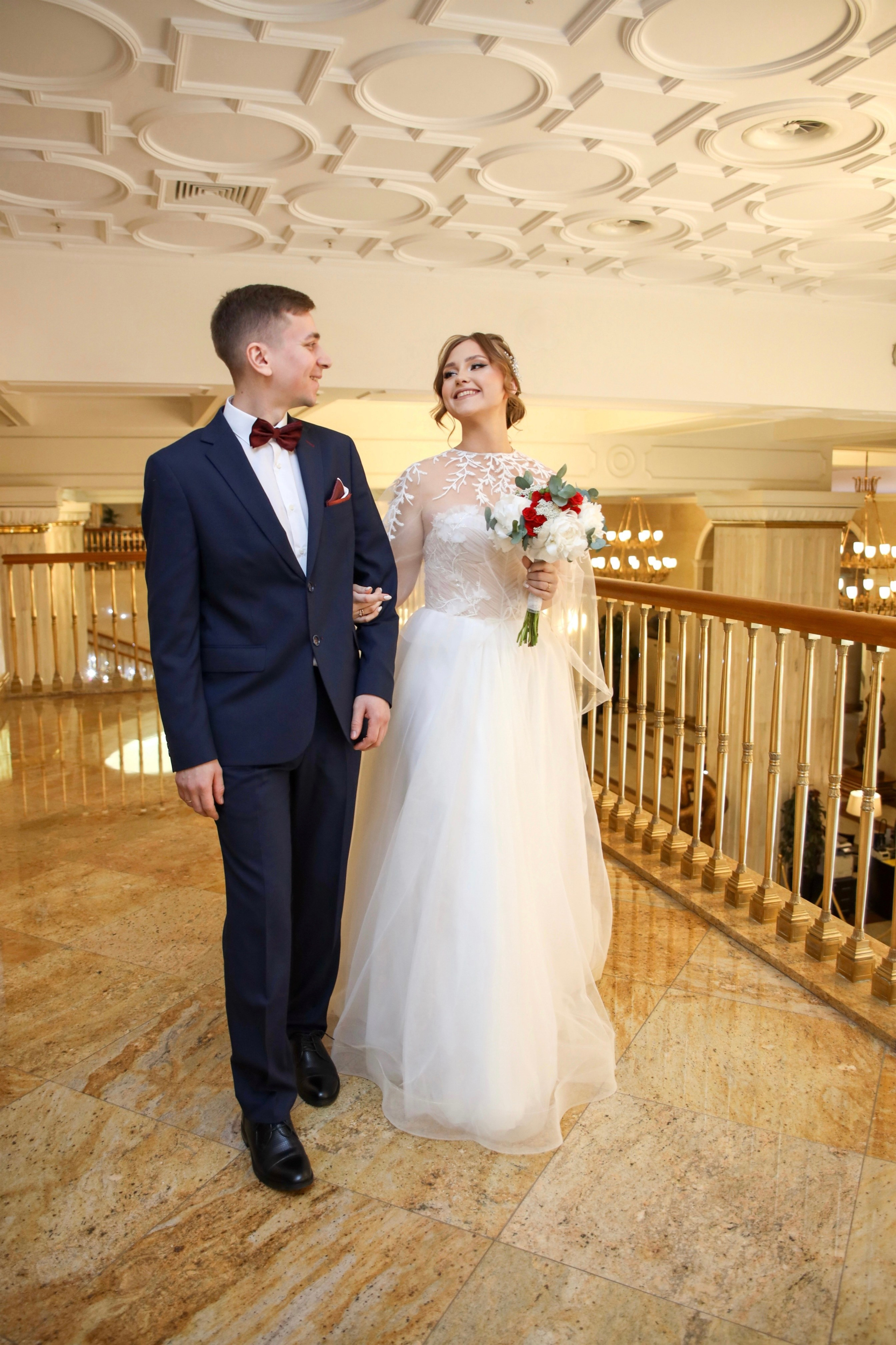 Алина и Илья Свадебная фотосессия гостиница Redisson. Главная