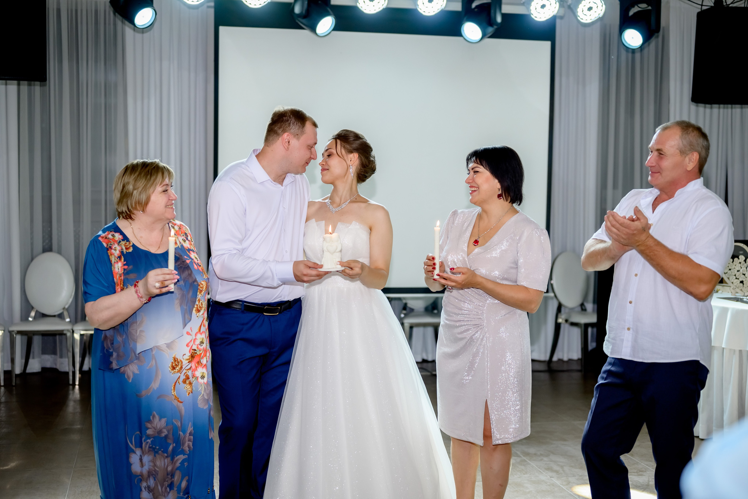 Банкетная часть. Юлия Басня семейный и свадебный фотограф в Донецке