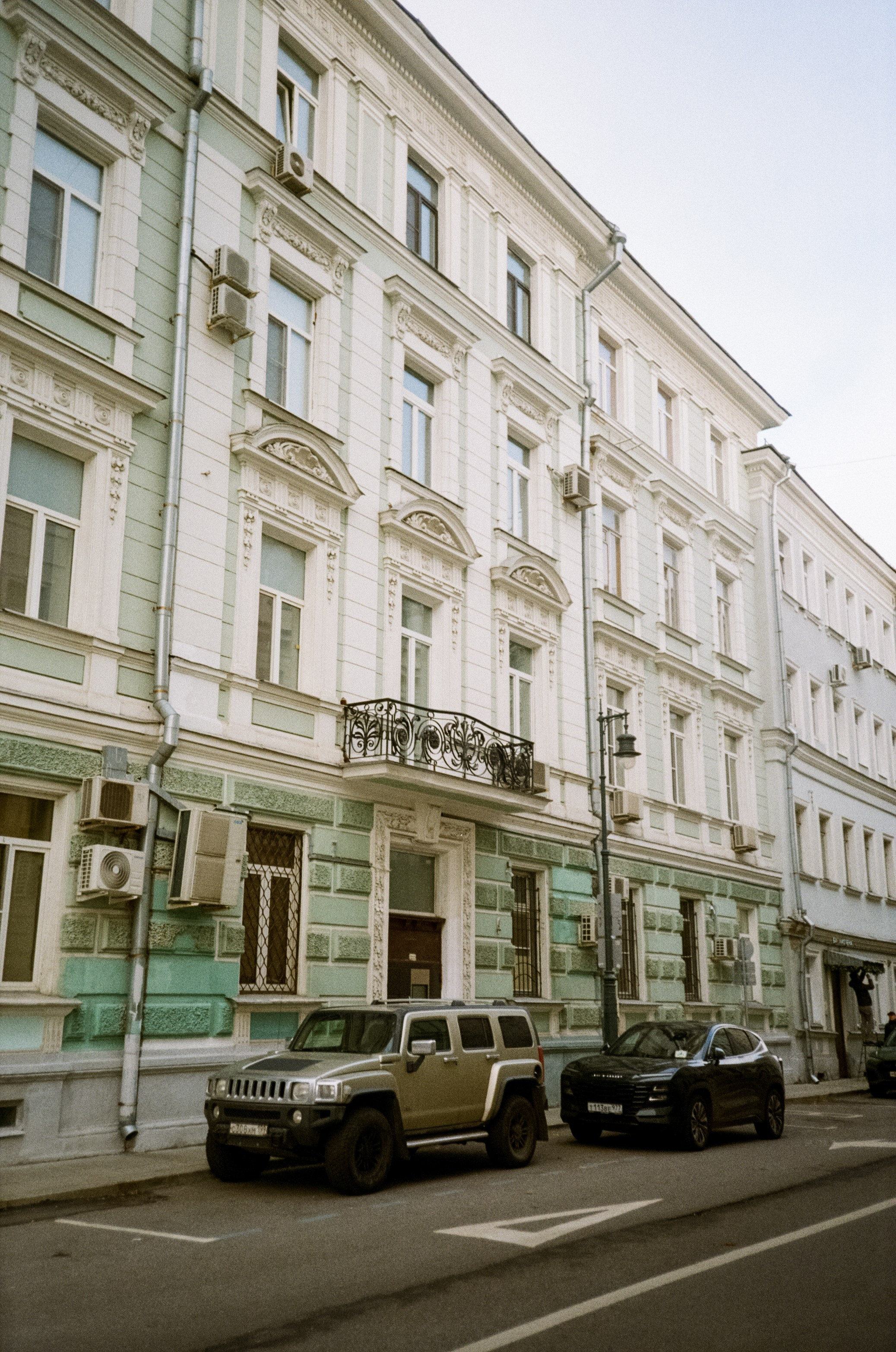 Чистые пруды, Покровка, Потаповский переулок / Cosina CX-1 / Kodak ProImage 100