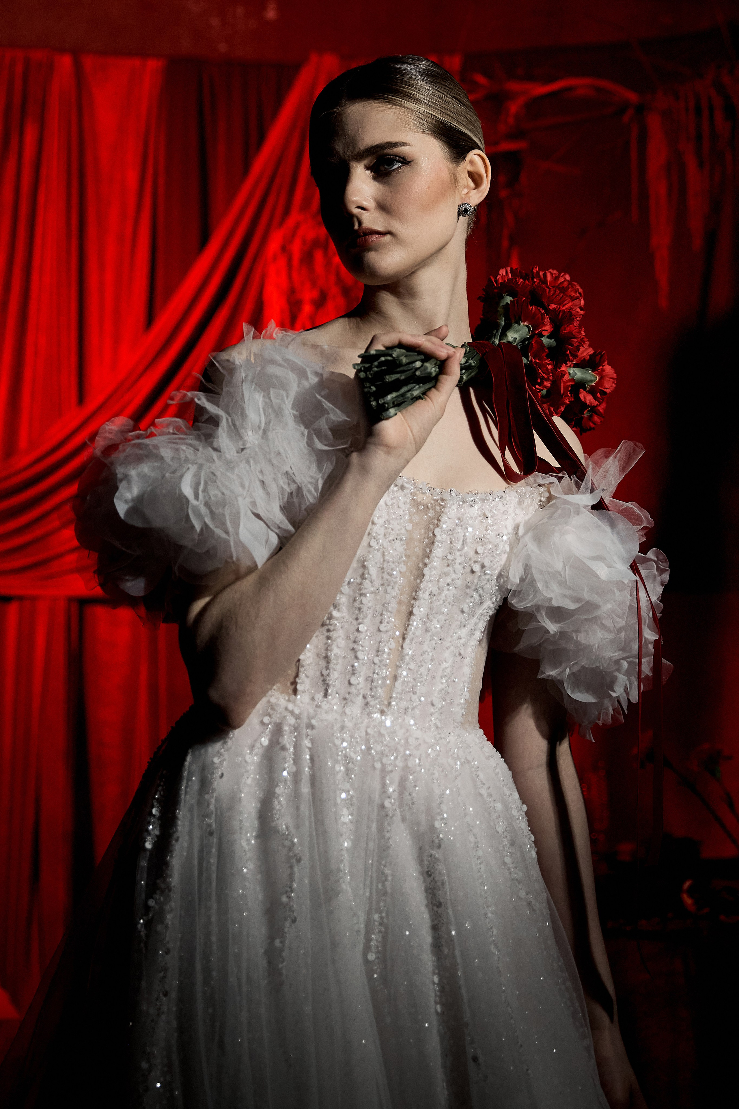 Red. Свадебный фотограф в Красноярске Владимир Ятмасов