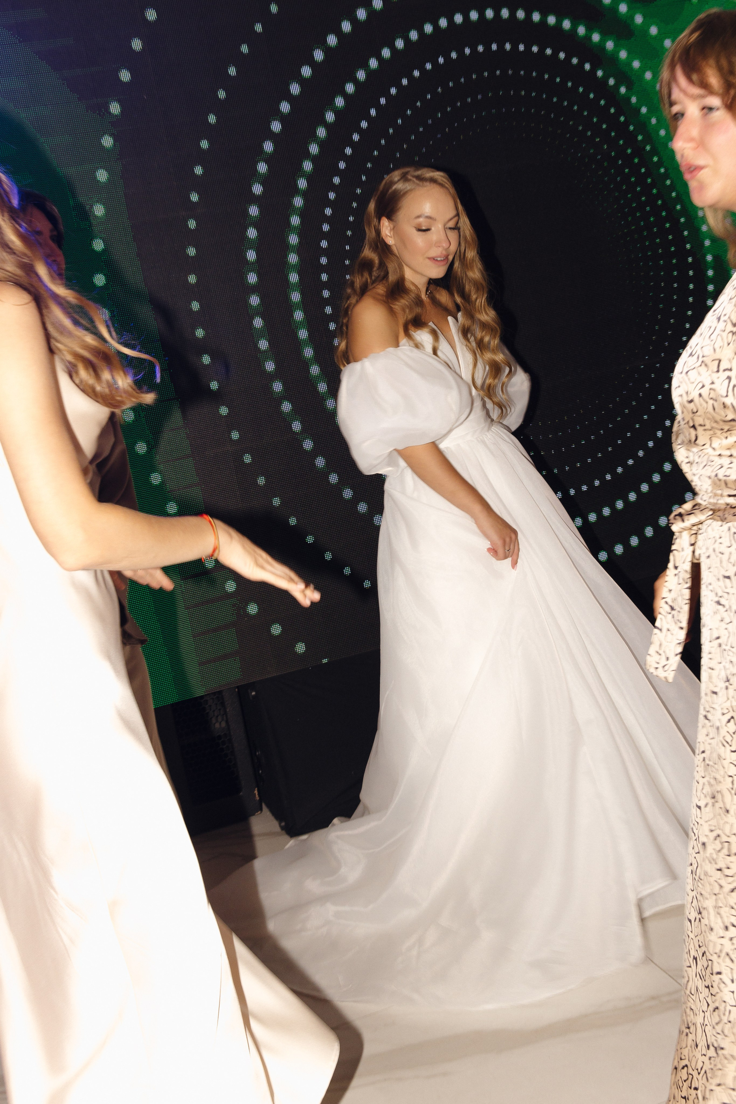 Банкет (Кристина&Алексей). Свадебные фотографы в г. Сургут Маркова Наталья и Замахина Елена