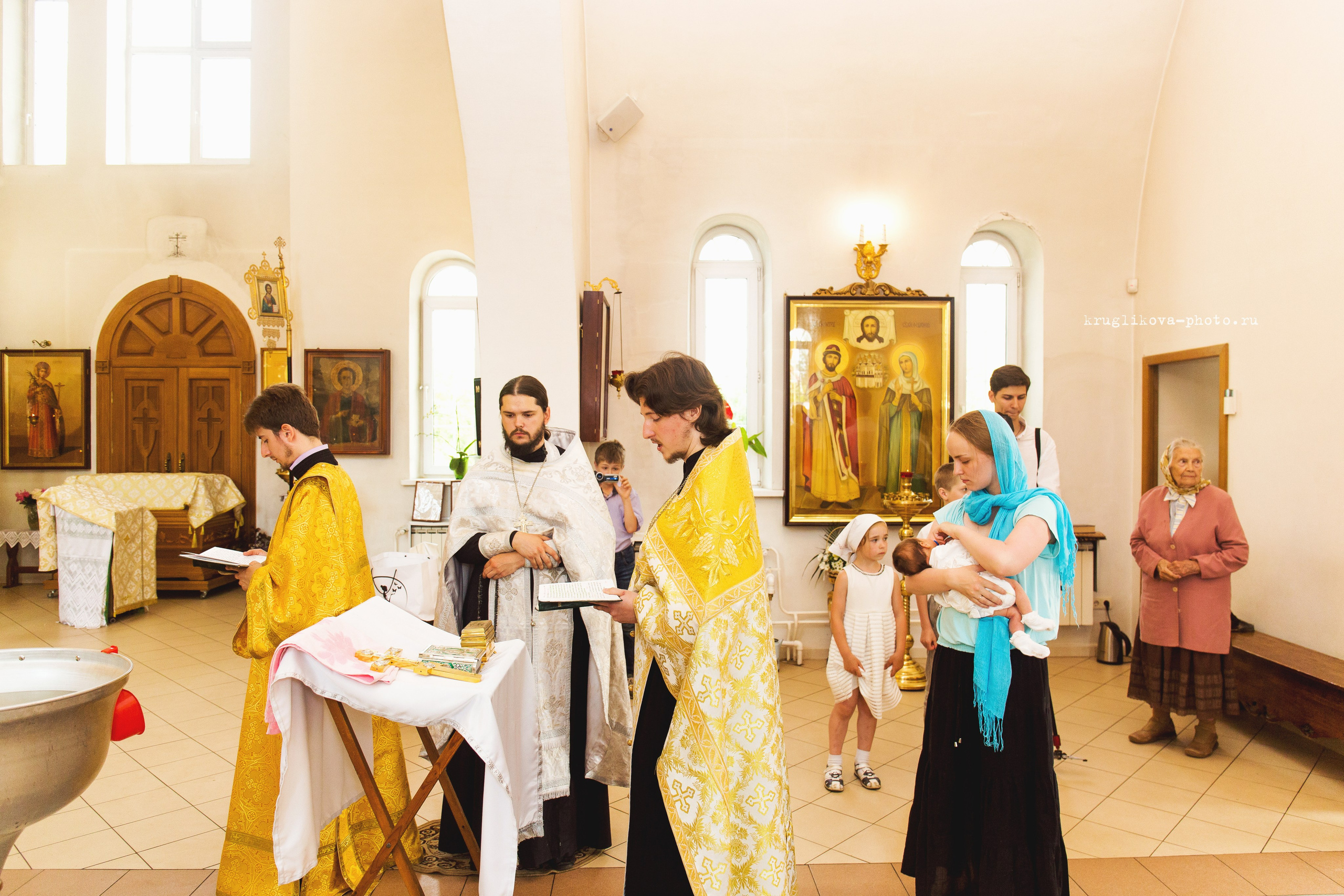 Таинство Крещения. Фотограф новорожденных и детский в Сергиевом Посаде Кругликова Юлия