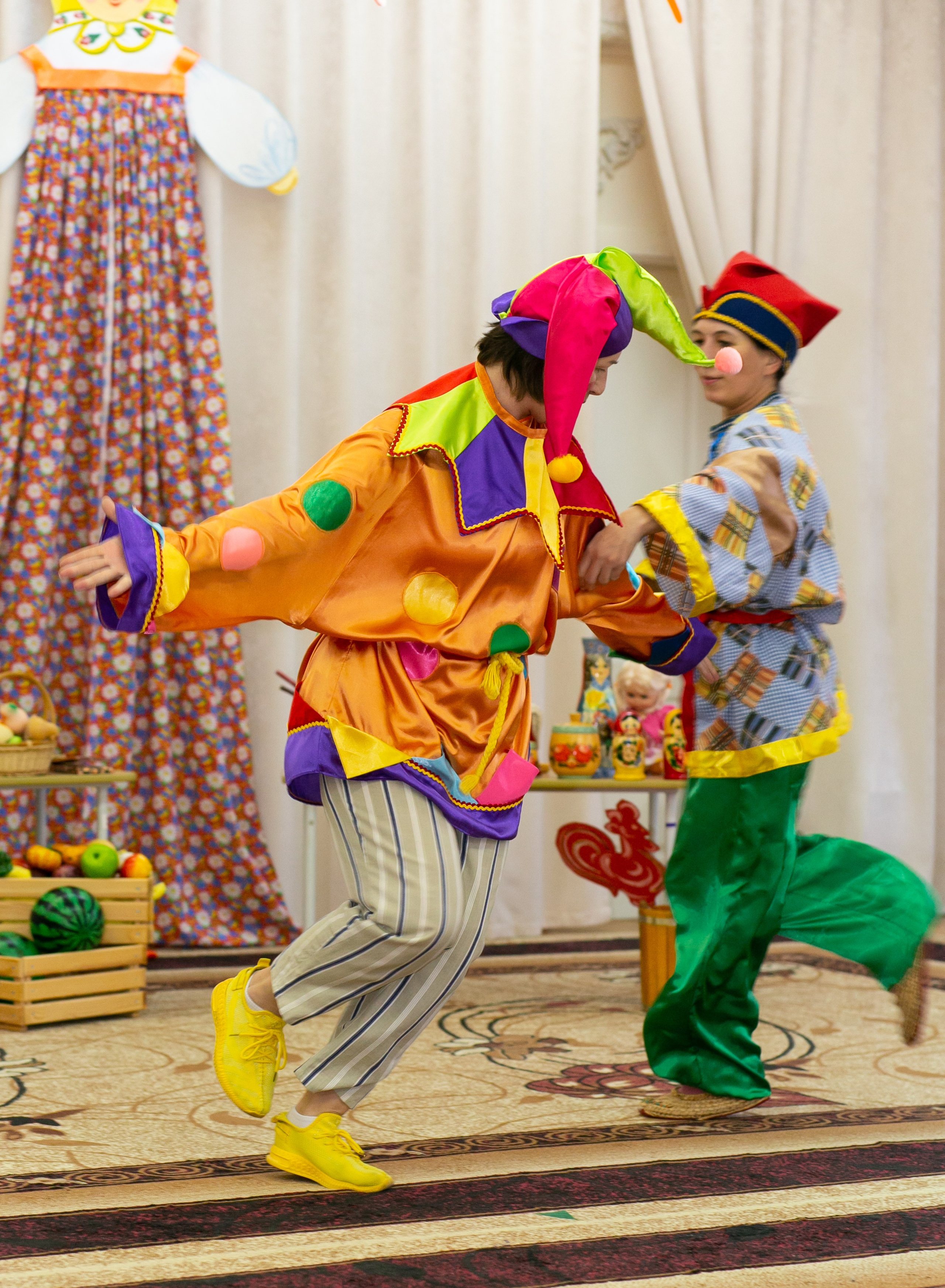 Выпускные и Утренники. Фотограф новорожденных и семейный фотограф НСО г. Бердск Марина Львова