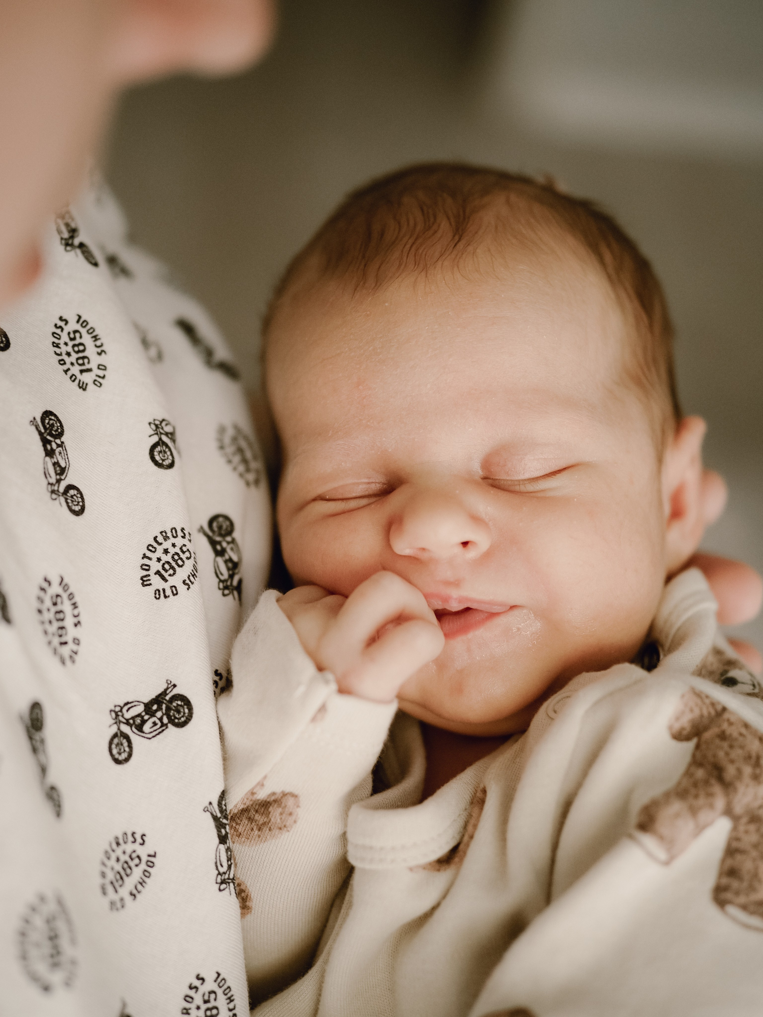 Нежность первой встречи. Фотограф Рязань. Семейный Свадебный фотограф