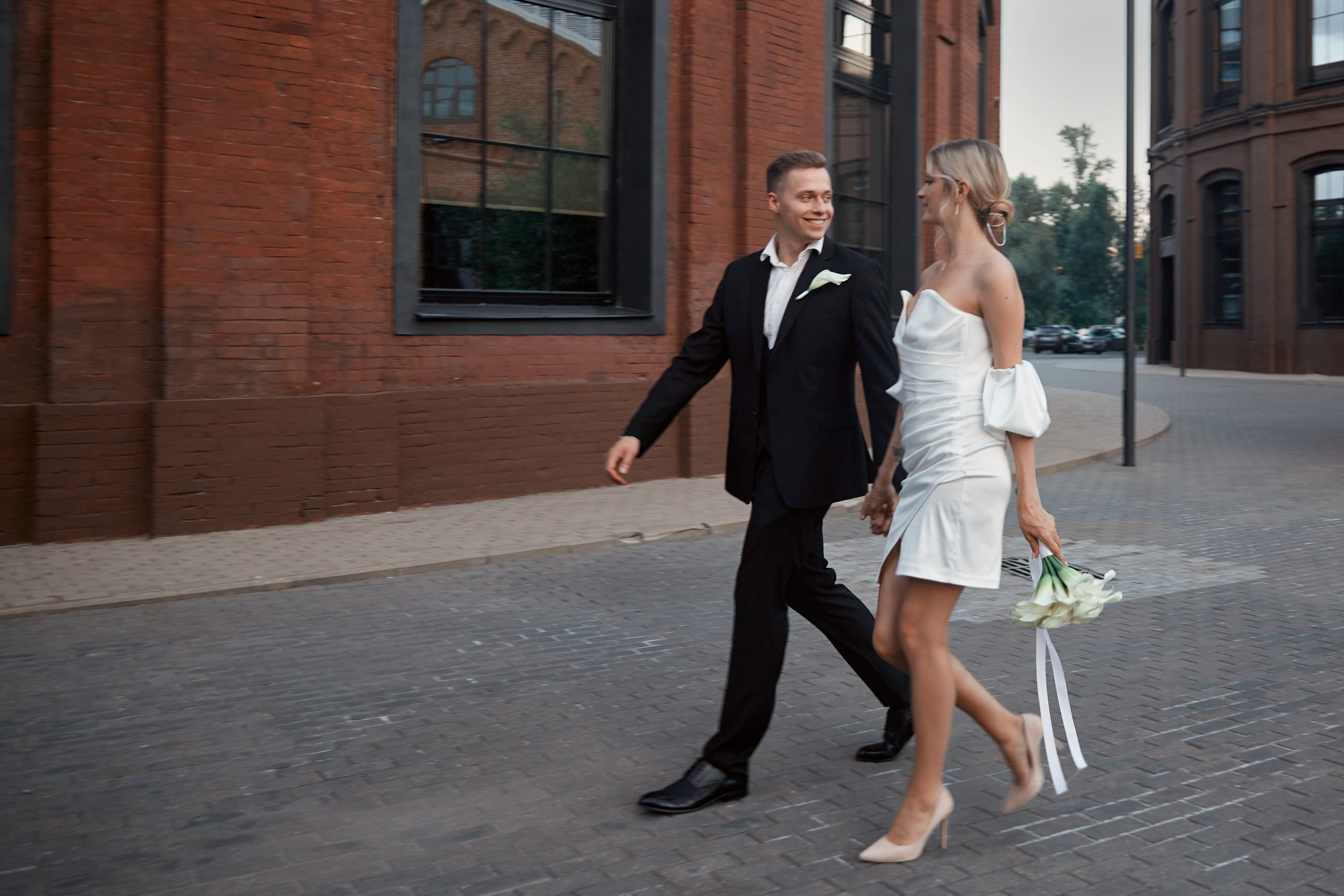 Свадебная фотосессия. Фотограф ваших самых ярких событий в Москве и СПБ. Збронская Юлия