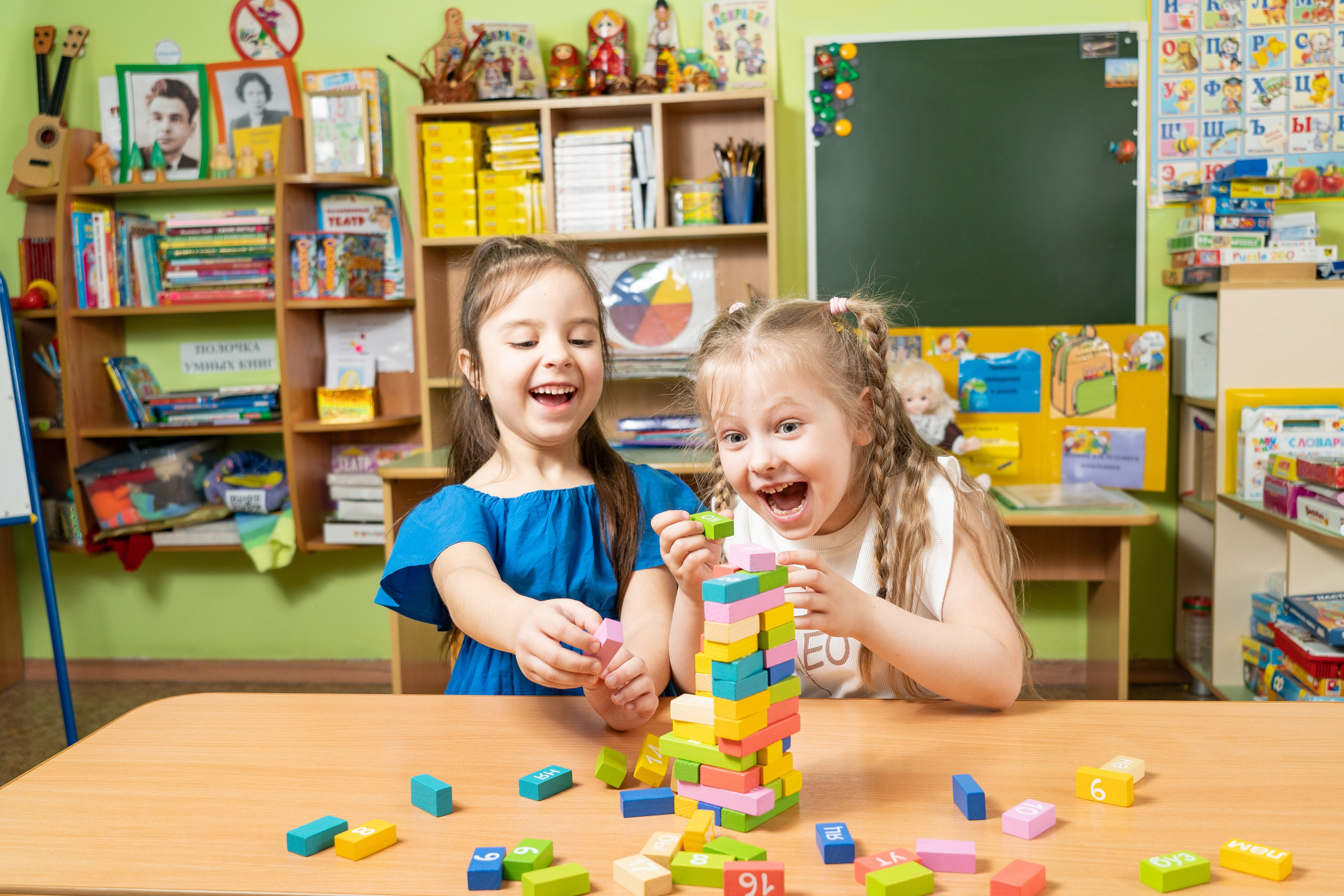 Выпускные альбомы для детских садов и школ г. Омск. Анна Мальцева