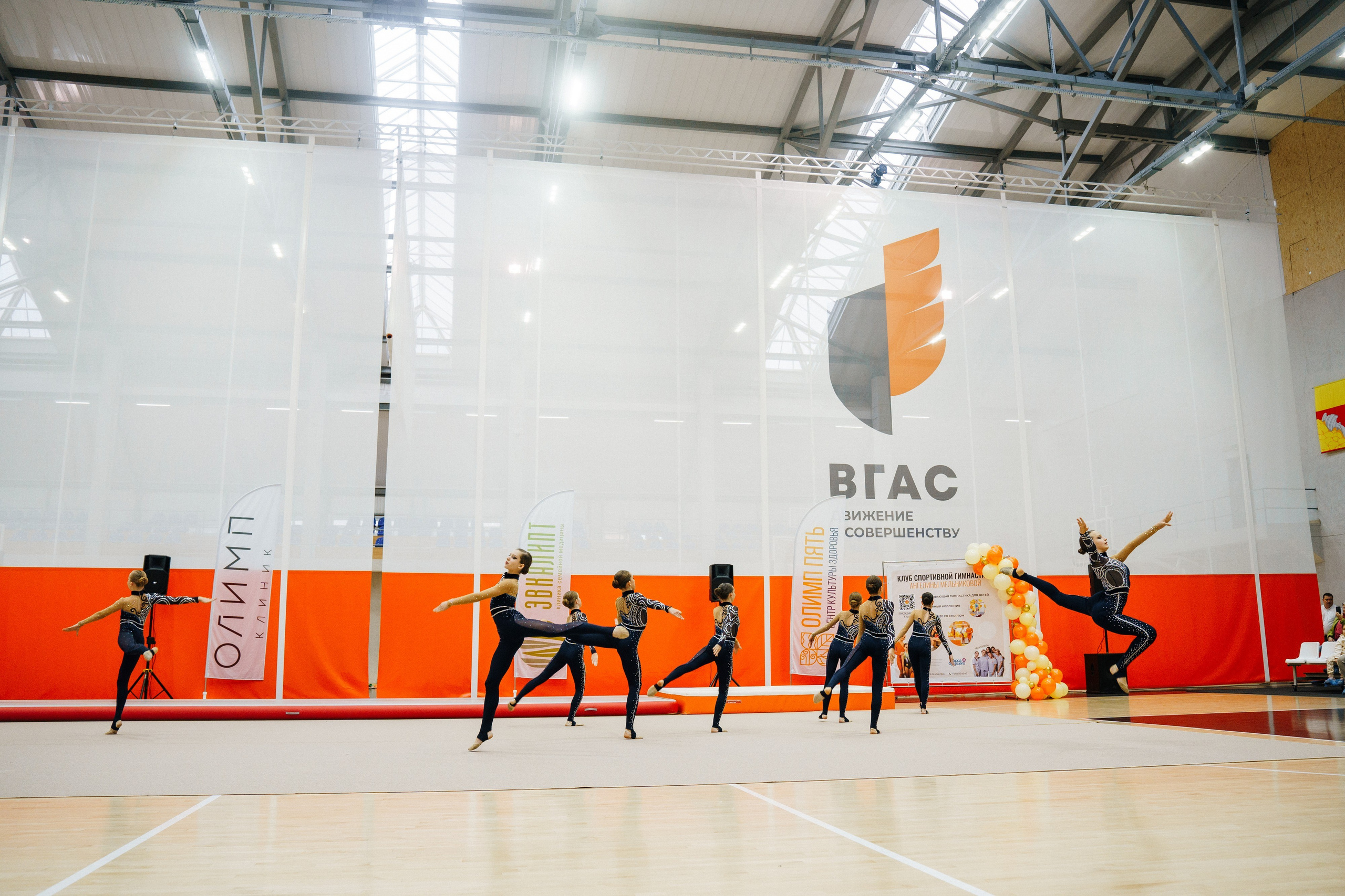 Ангелина Мельникова. Клуб спортивной гимнастики. Фотограф в Воронеже Ольга Космодемьянская