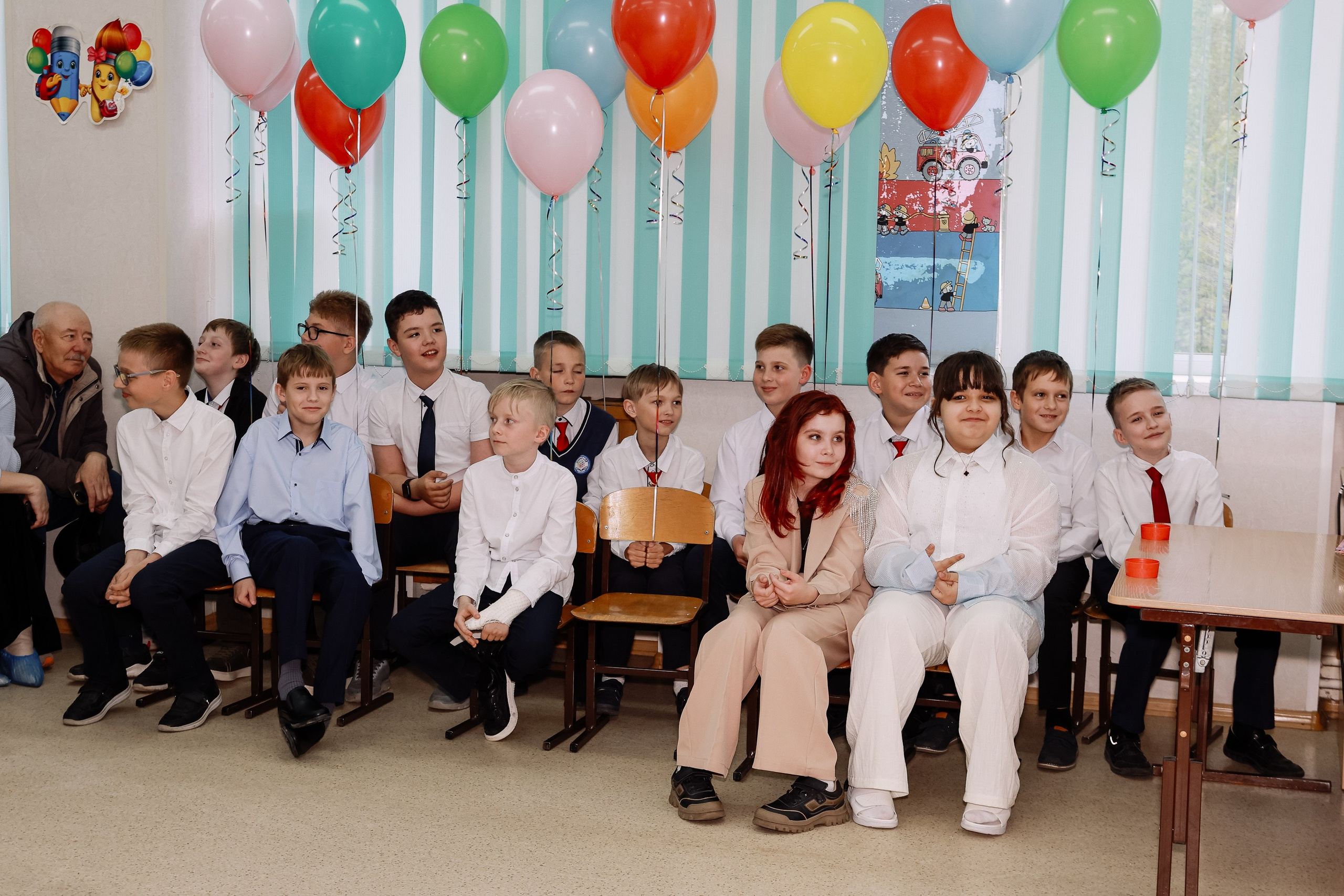 Прощай начальная школа 4б Лицей 28. Фотограф Юлия Мальцева