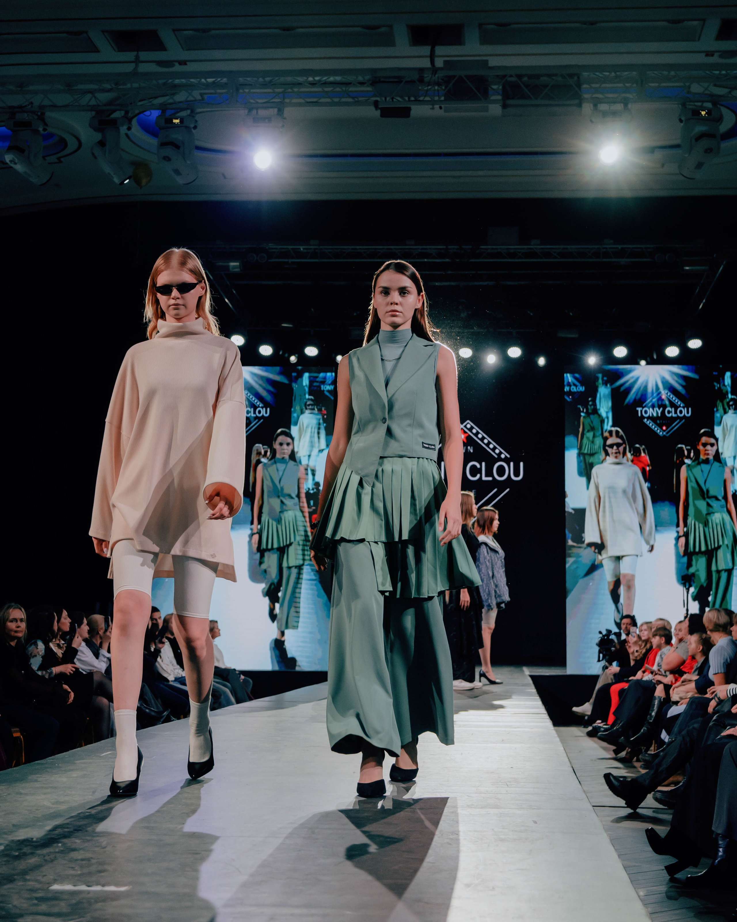 Съёмка fashion-показов и мероприятий в мире моды. Фотограф Екатеринбург для вас или вашего бренда