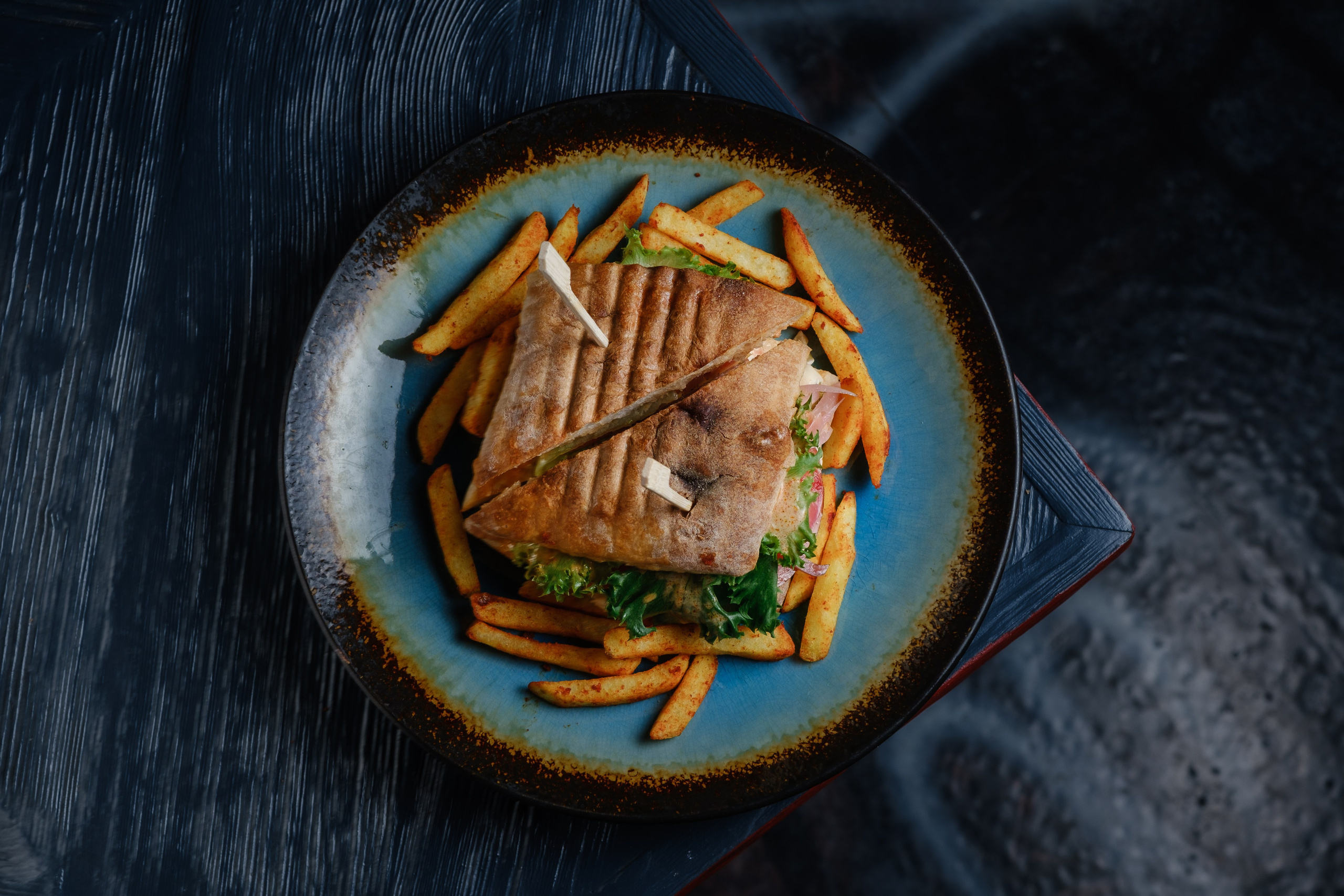 Gaijin. Фотограф в Тюмени Кирилл Марфин