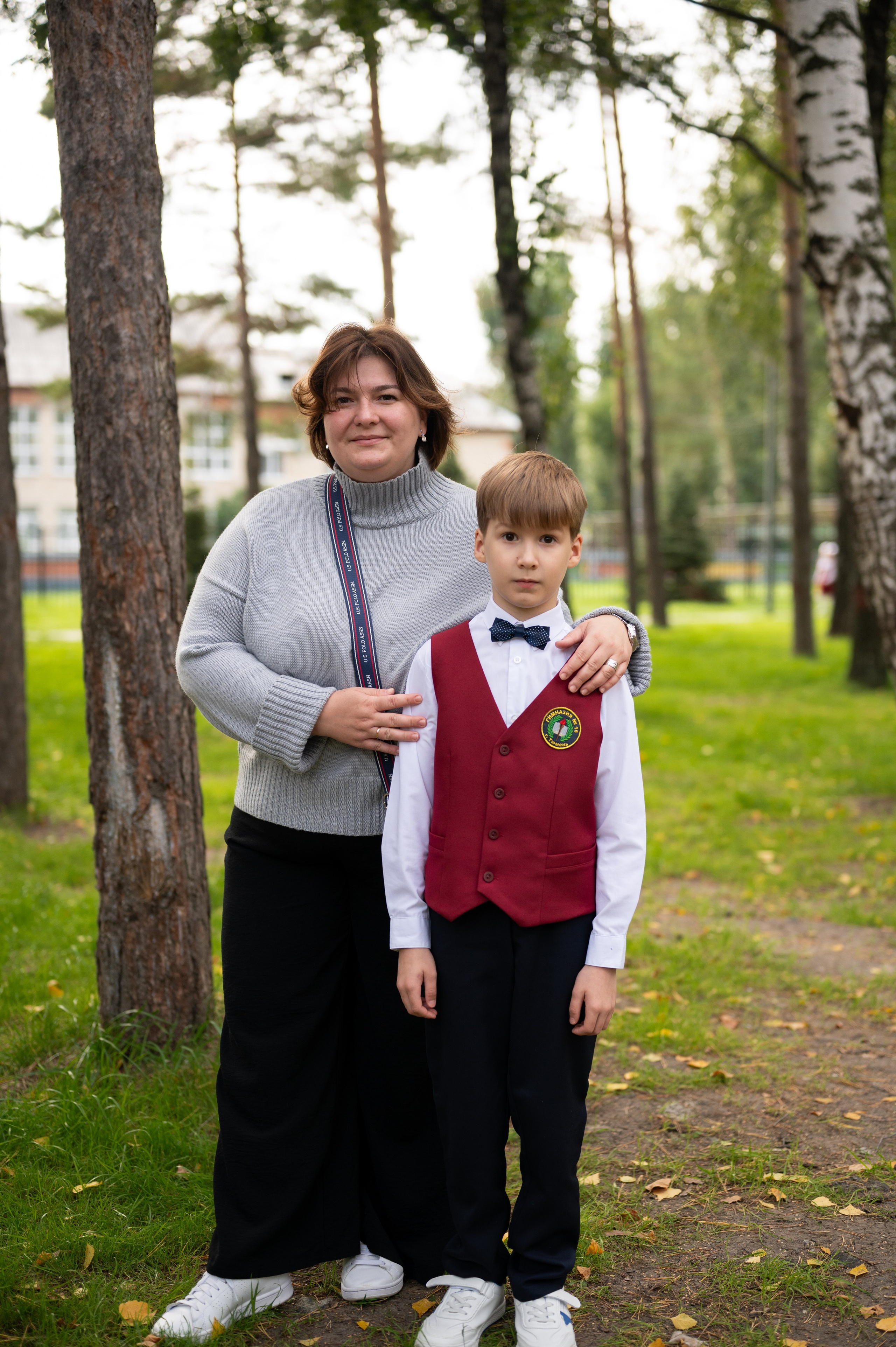 1 сентября 16 гимназия 2 класс (линейка + в классе+ на улице). Фотограф новорожденных, семейный детский в Тюмени Татьяна Морозова