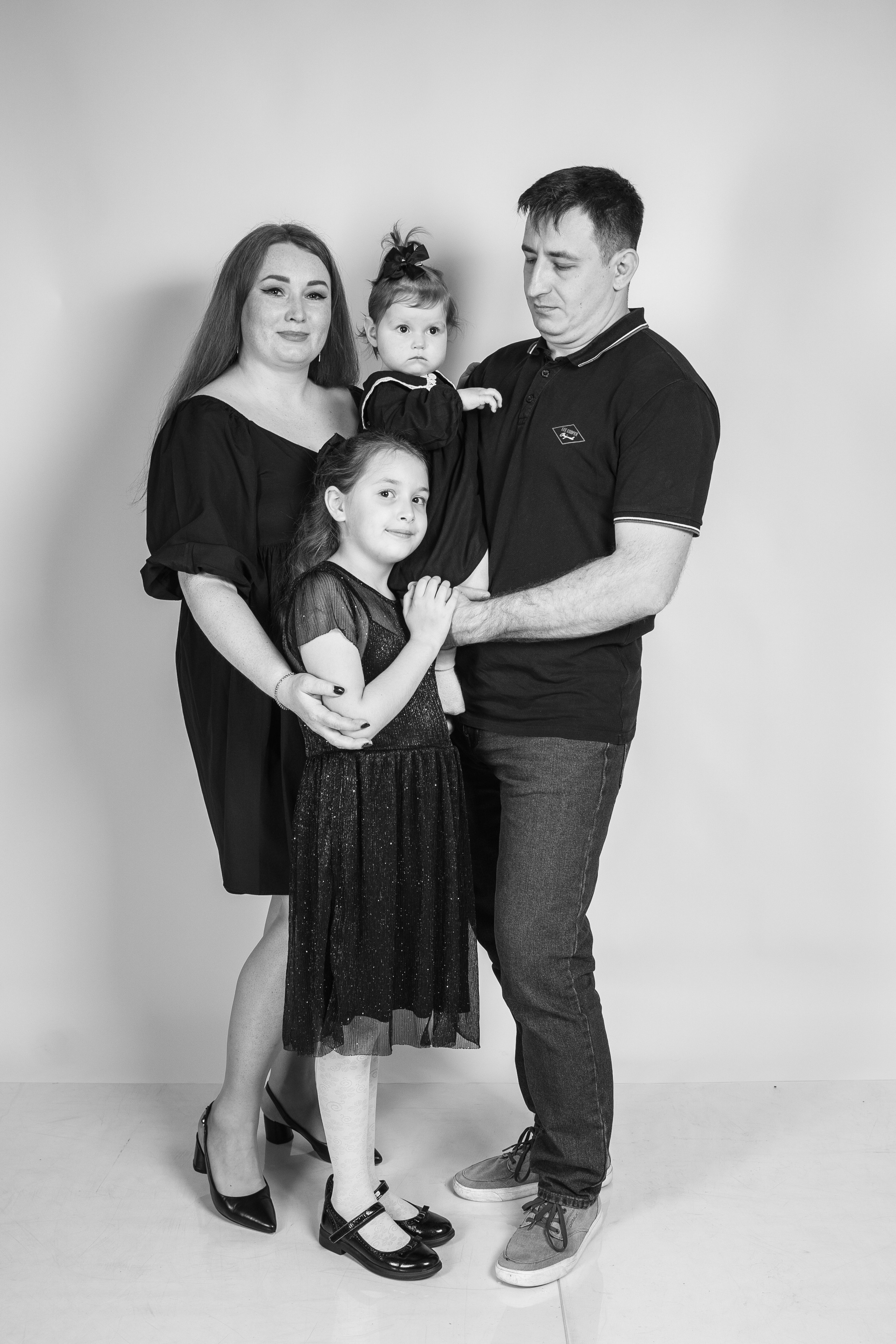 Семейная Елена, Андрей, Оля и Дима. Семейный и женский фотограф, контент фотосессия в Екатеринбурге