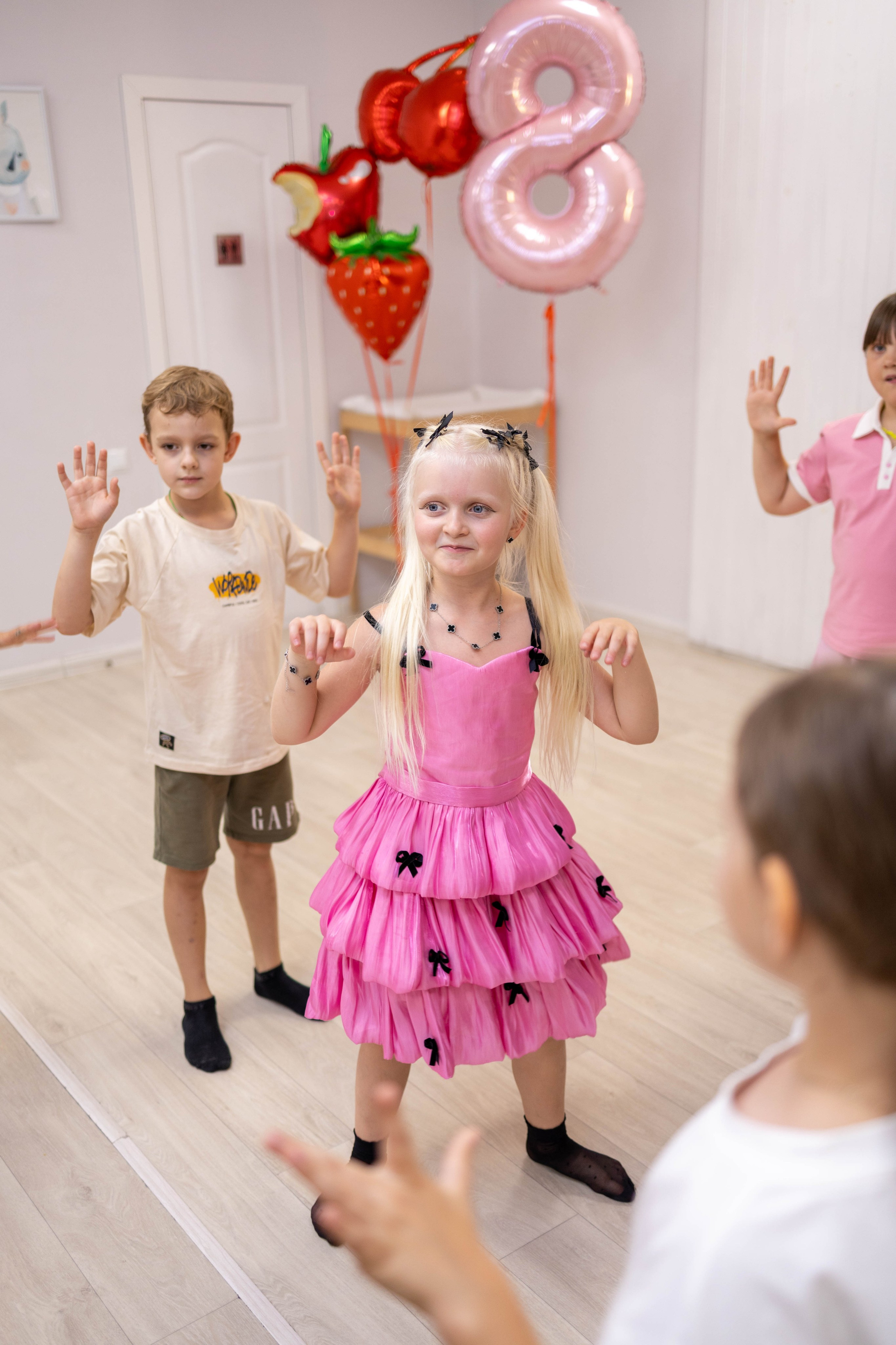 LoftKids. Свадебный и предметный фотограф Ренат Каламперов