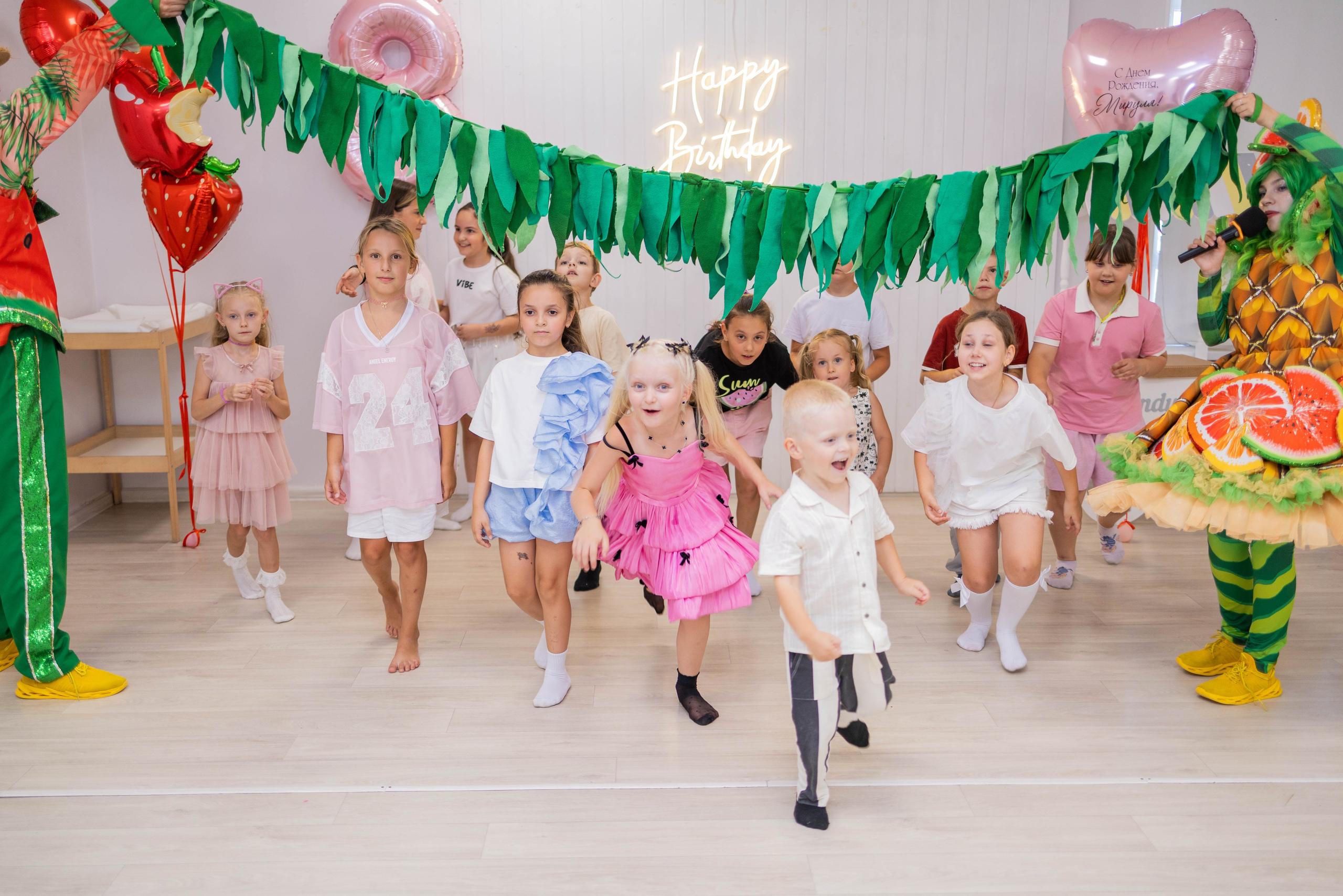 LoftKids. Свадебный и предметный фотограф Ренат Каламперов