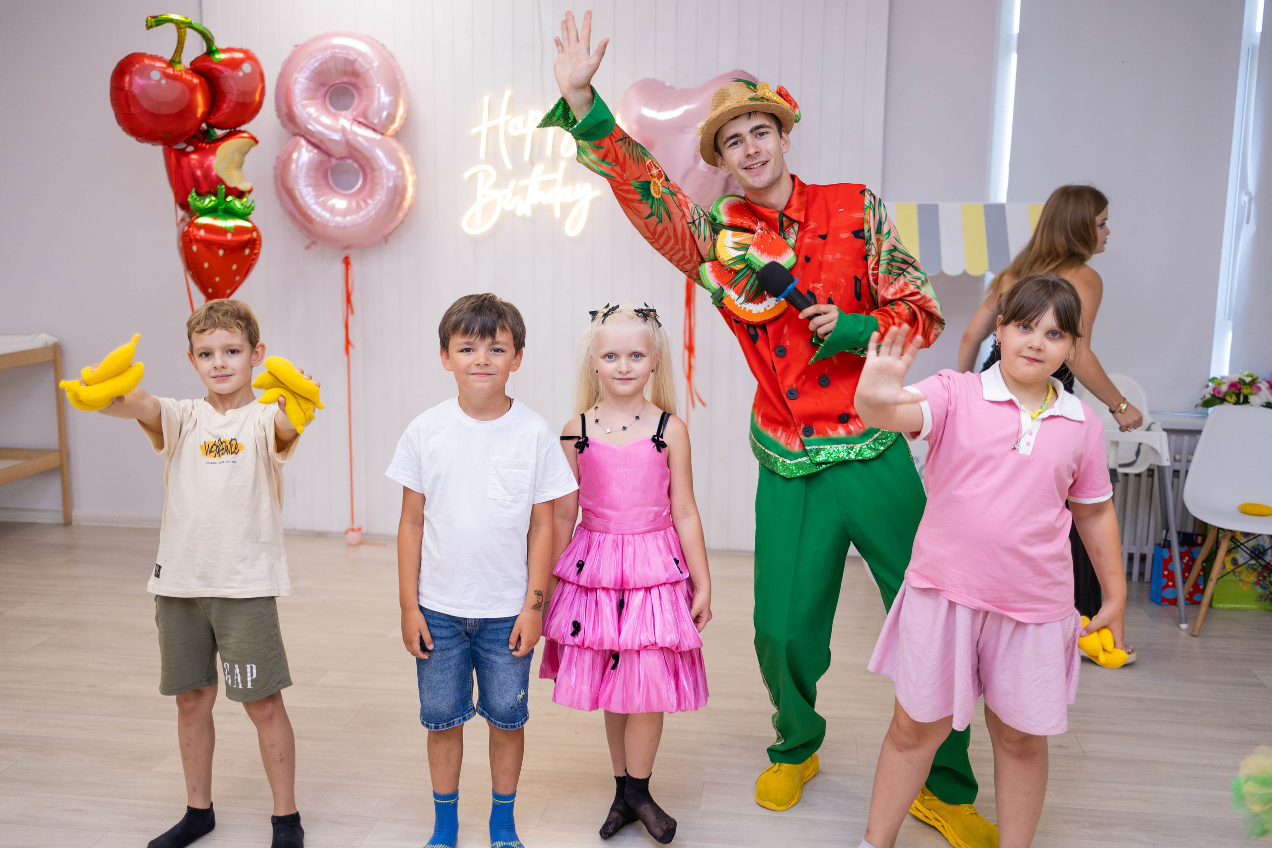 LoftKids. Свадебный и предметный фотограф Ренат Каламперов
