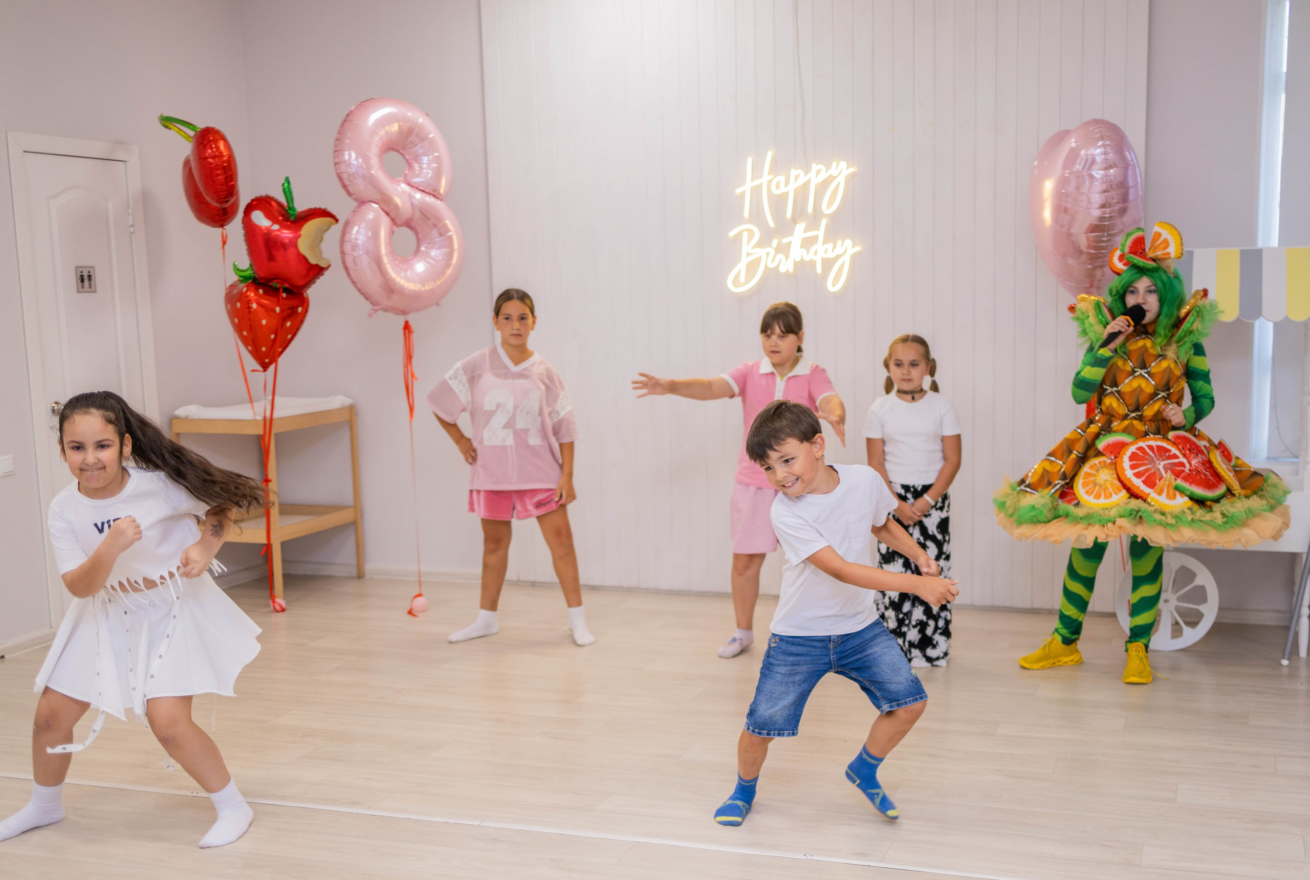 LoftKids. Свадебный и предметный фотограф Ренат Каламперов