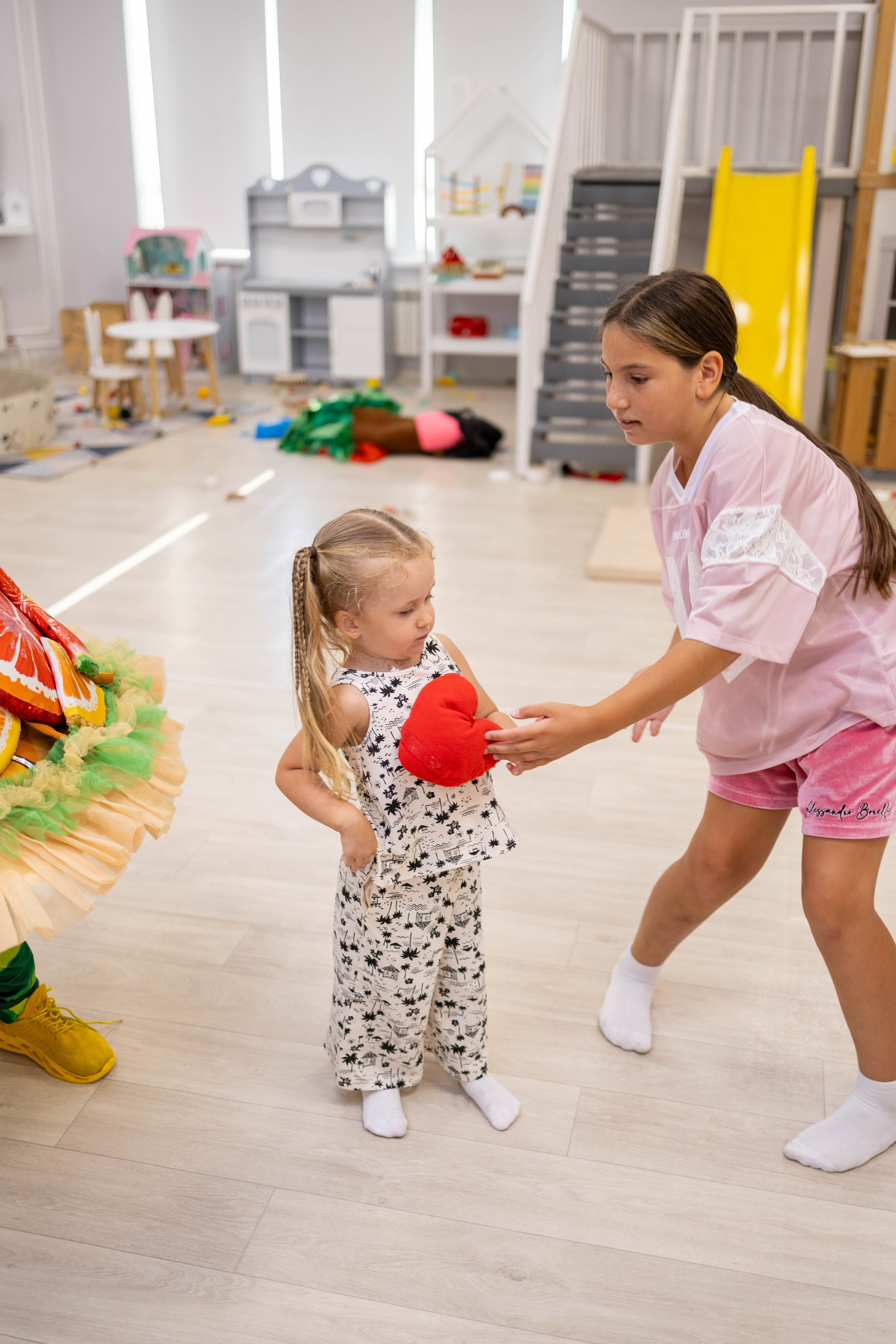 LoftKids. Свадебный и предметный фотограф Ренат Каламперов
