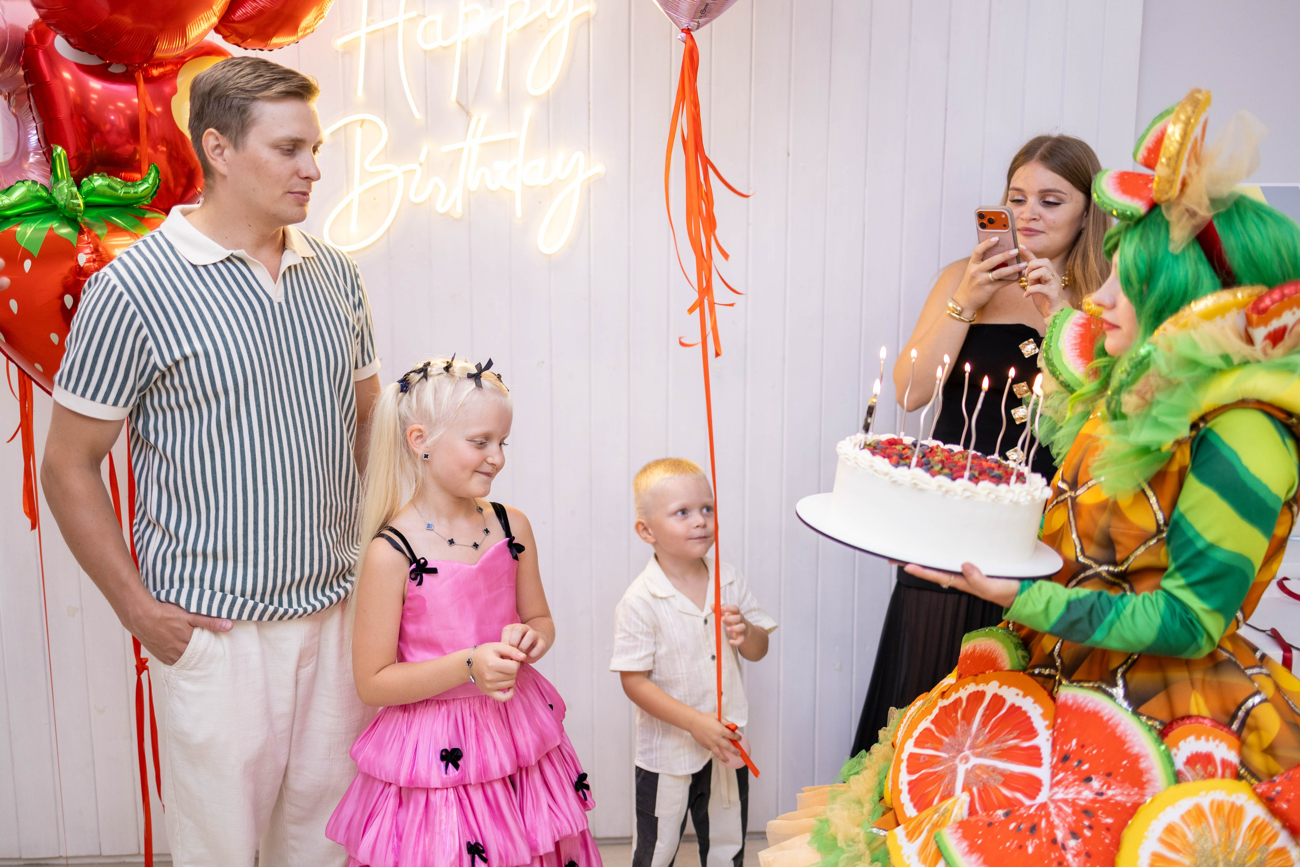 LoftKids. Свадебный и предметный фотограф Ренат Каламперов
