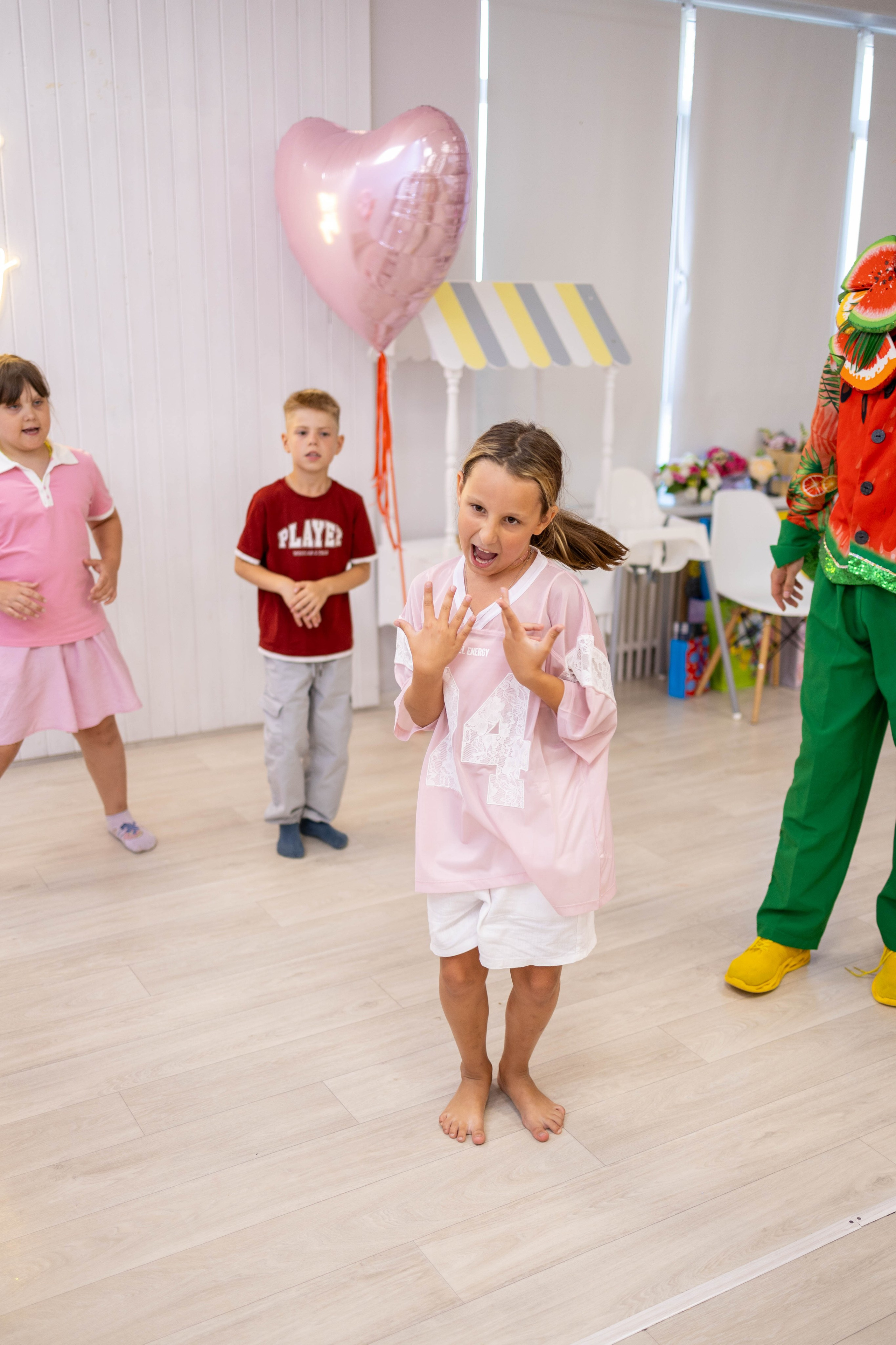 LoftKids. Свадебный и предметный фотограф Ренат Каламперов