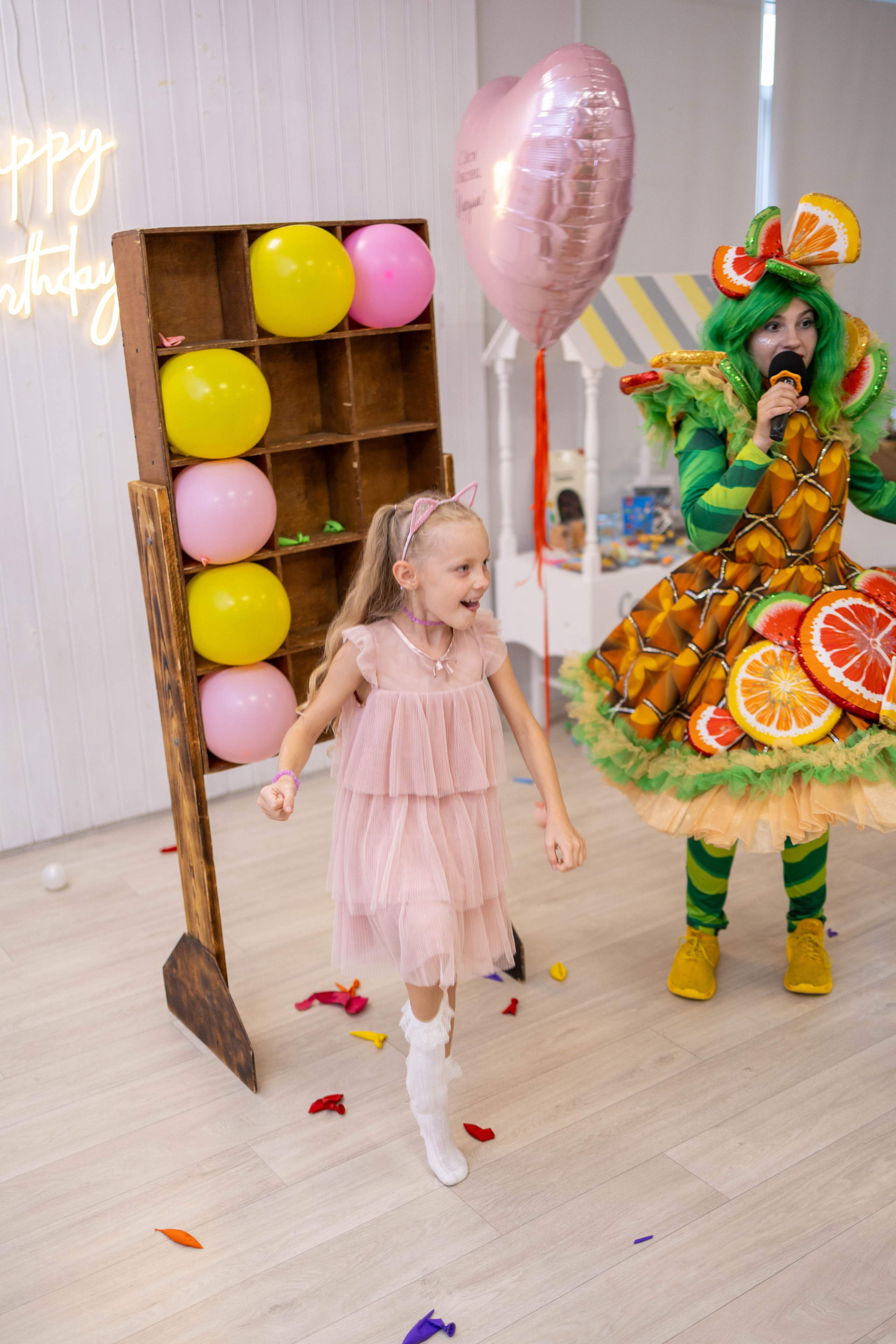 LoftKids. Свадебный и предметный фотограф Ренат Каламперов