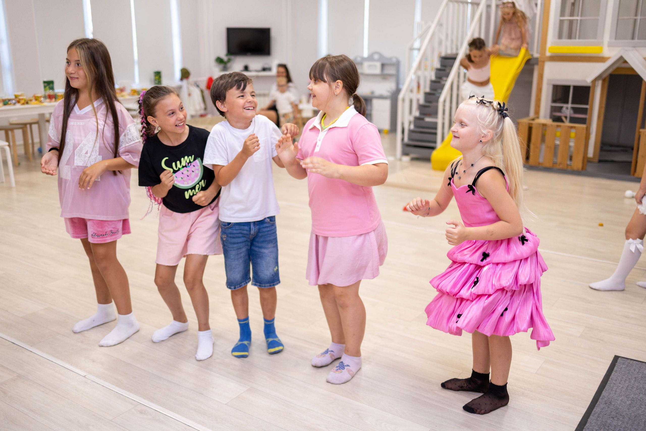 LoftKids. Свадебный и предметный фотограф Ренат Каламперов