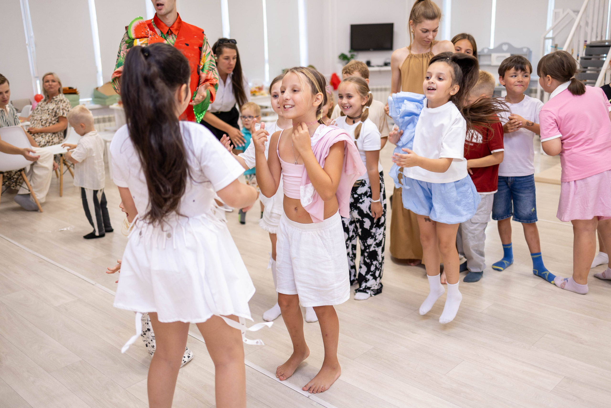 LoftKids. Свадебный и предметный фотограф Ренат Каламперов