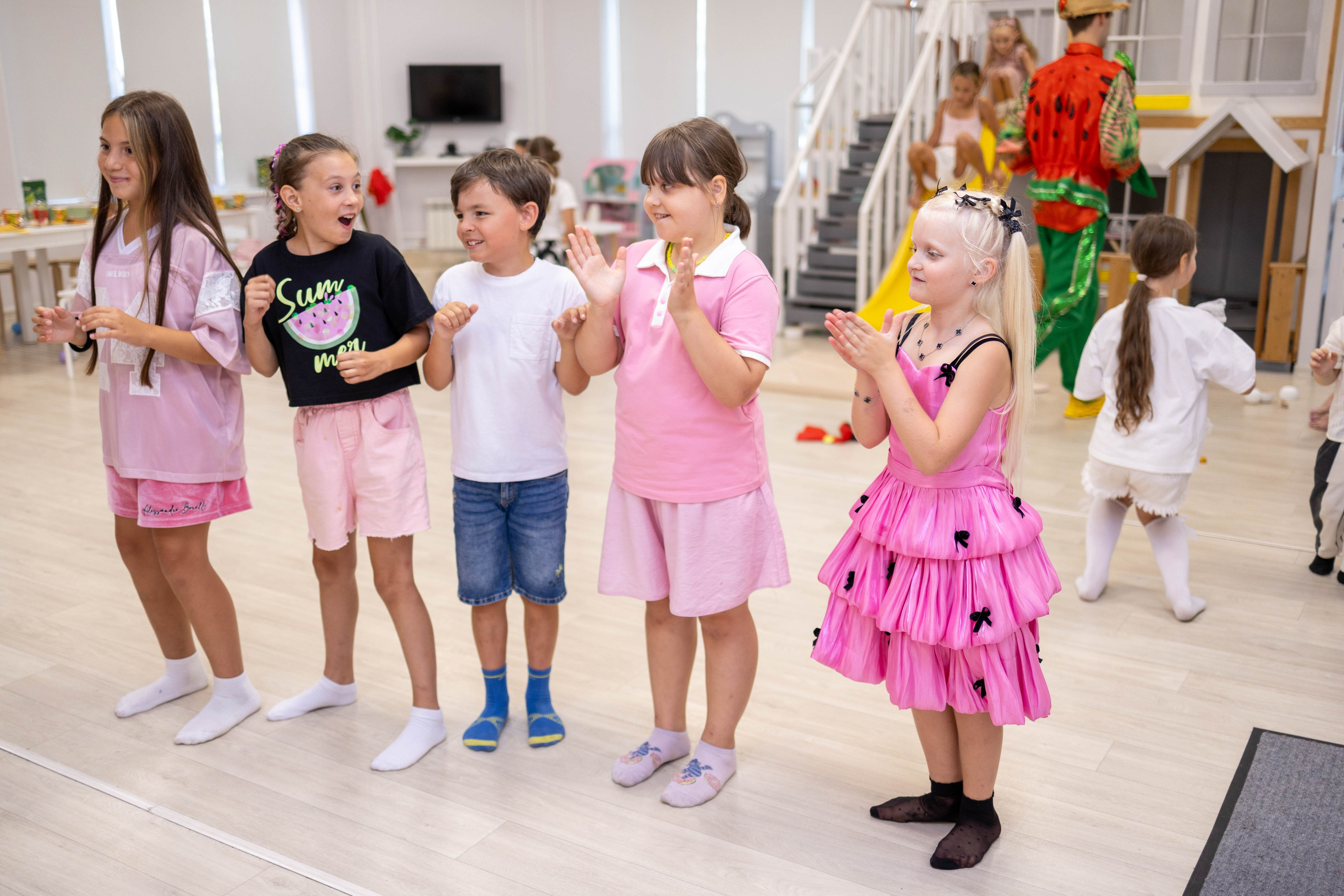 LoftKids. Свадебный и предметный фотограф Ренат Каламперов