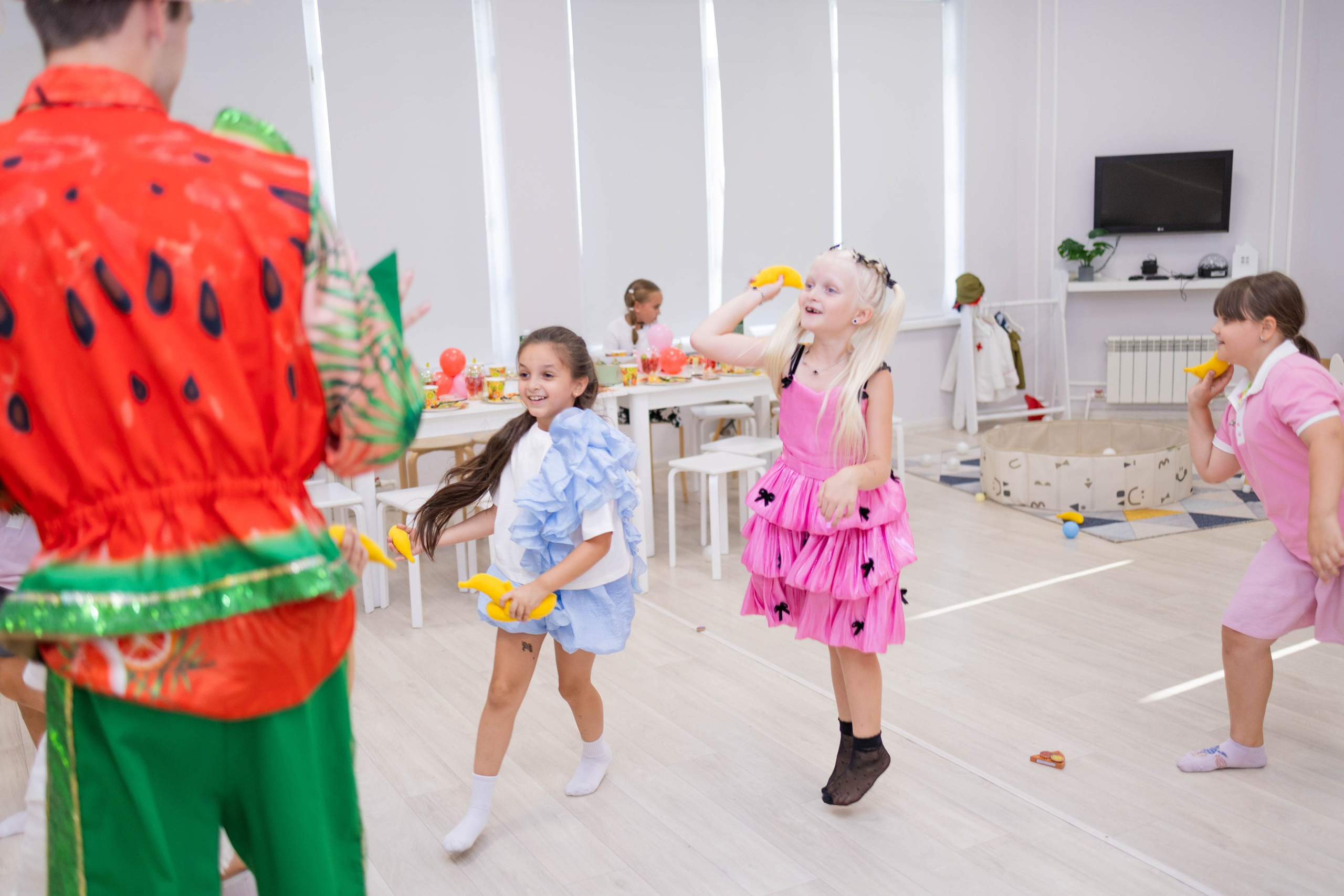 LoftKids. Свадебный и предметный фотограф Ренат Каламперов