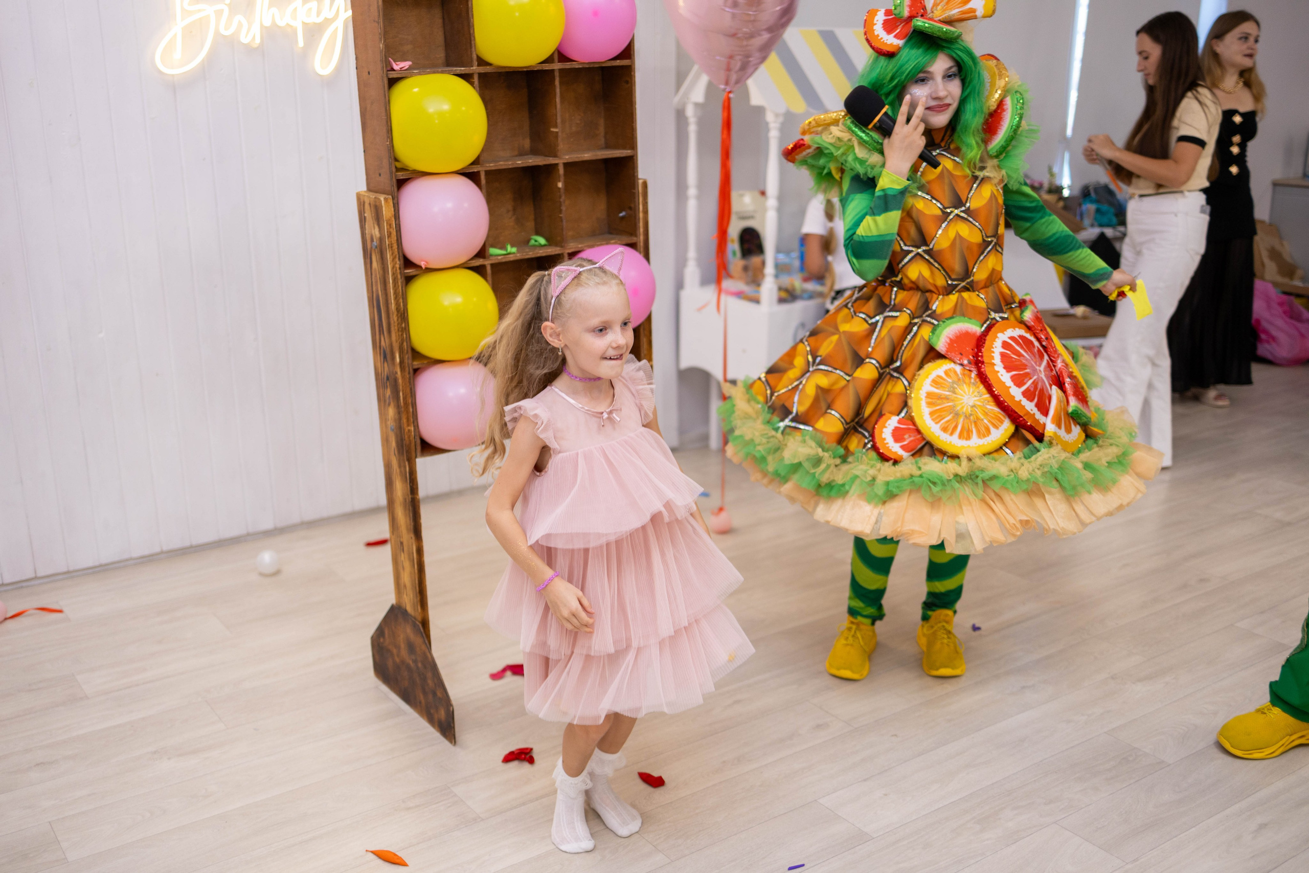 LoftKids. Свадебный и предметный фотограф Ренат Каламперов
