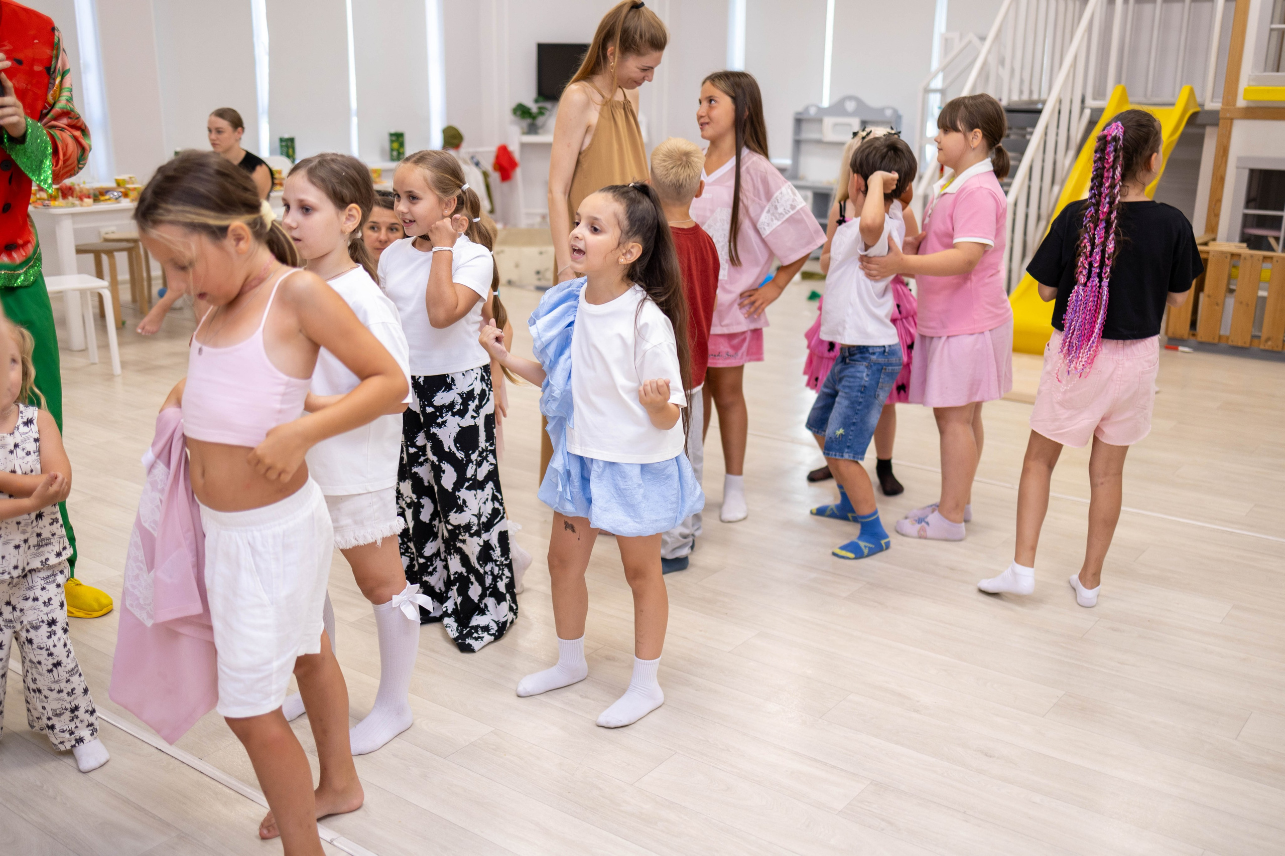 LoftKids. Свадебный и предметный фотограф Ренат Каламперов