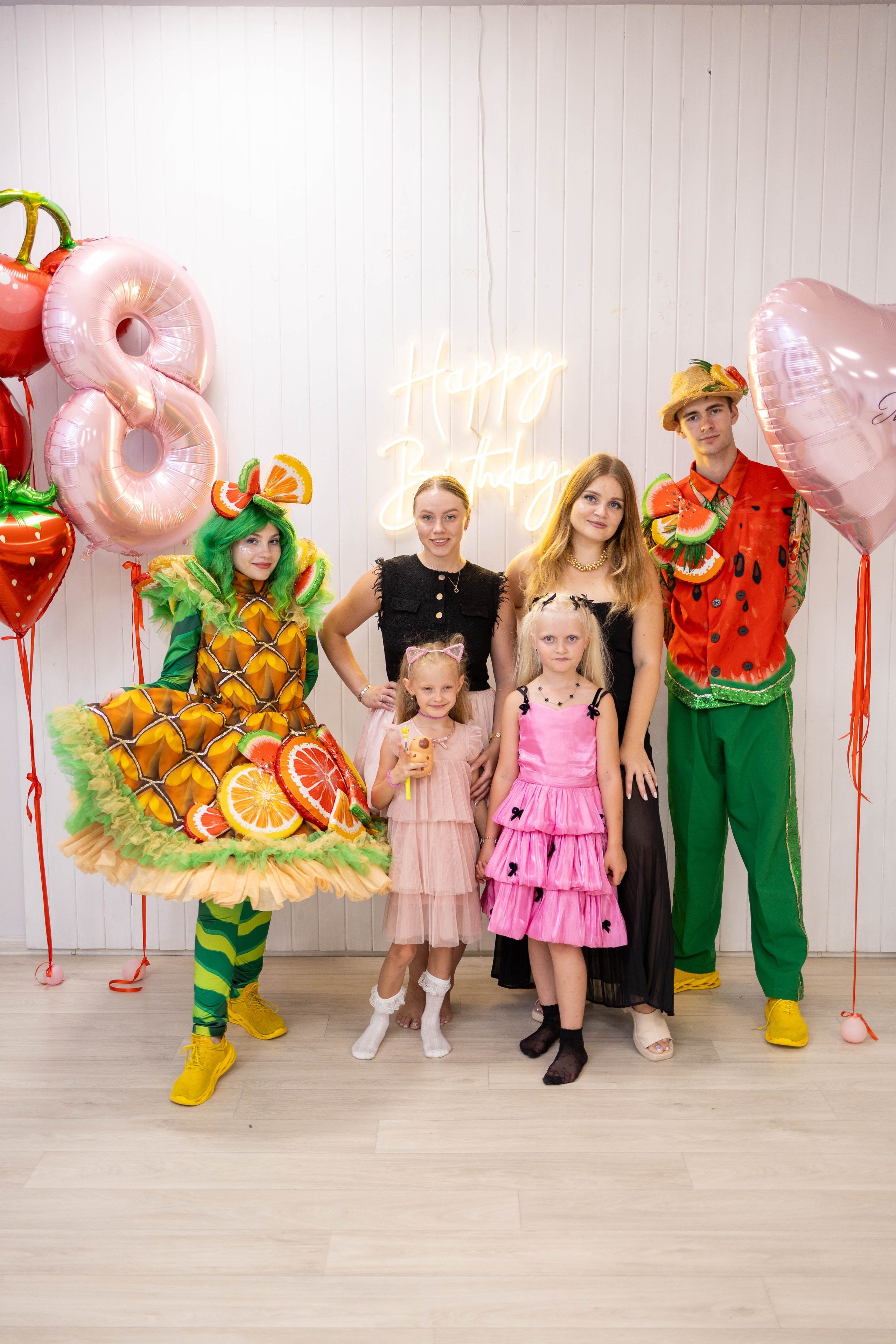 LoftKids. Свадебный и предметный фотограф Ренат Каламперов