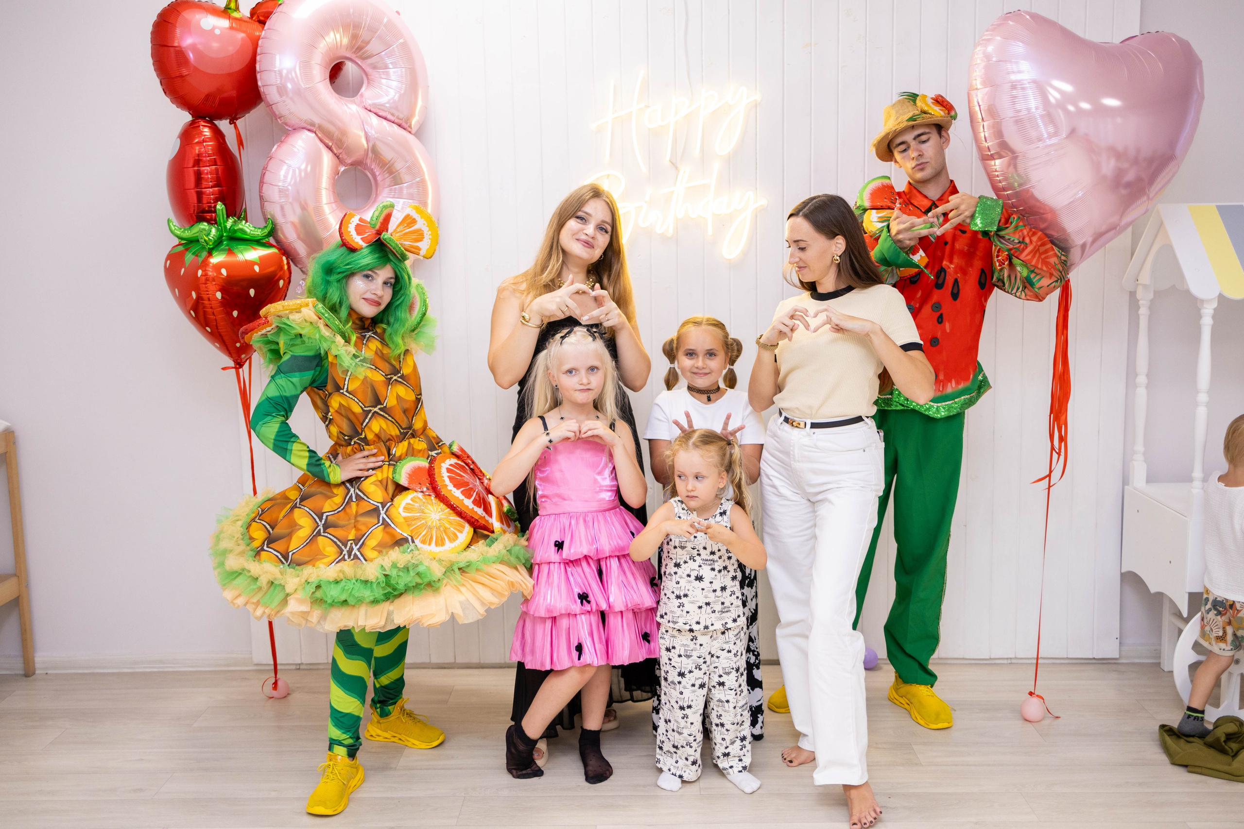 LoftKids. Свадебный и предметный фотограф Ренат Каламперов