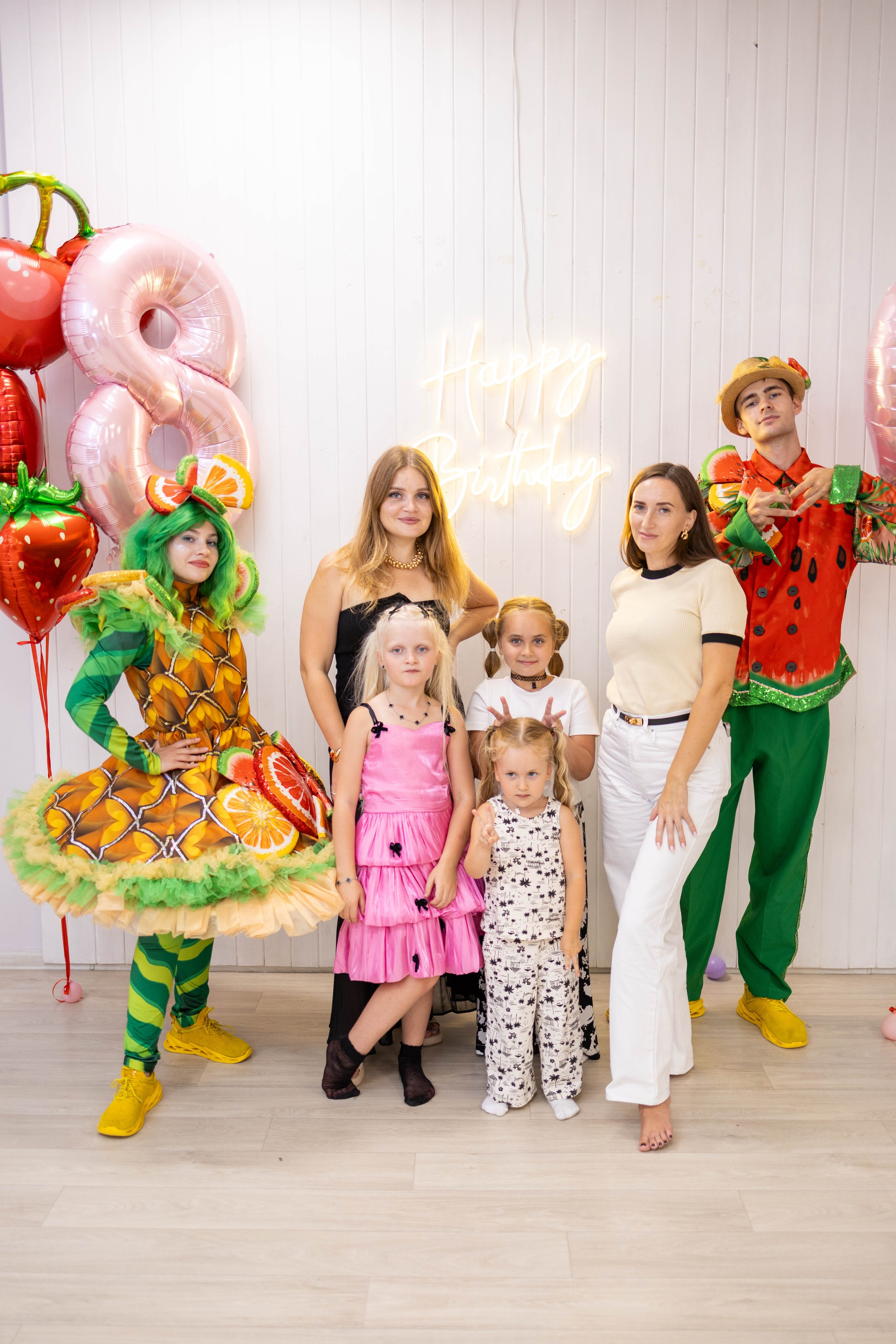 LoftKids. Свадебный и предметный фотограф Ренат Каламперов