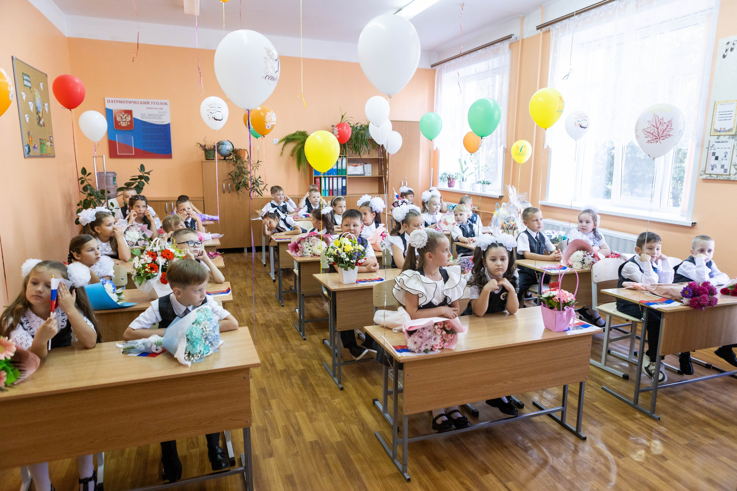 1 Сентября. Свадебный и предметный фотограф Ренат Каламперов