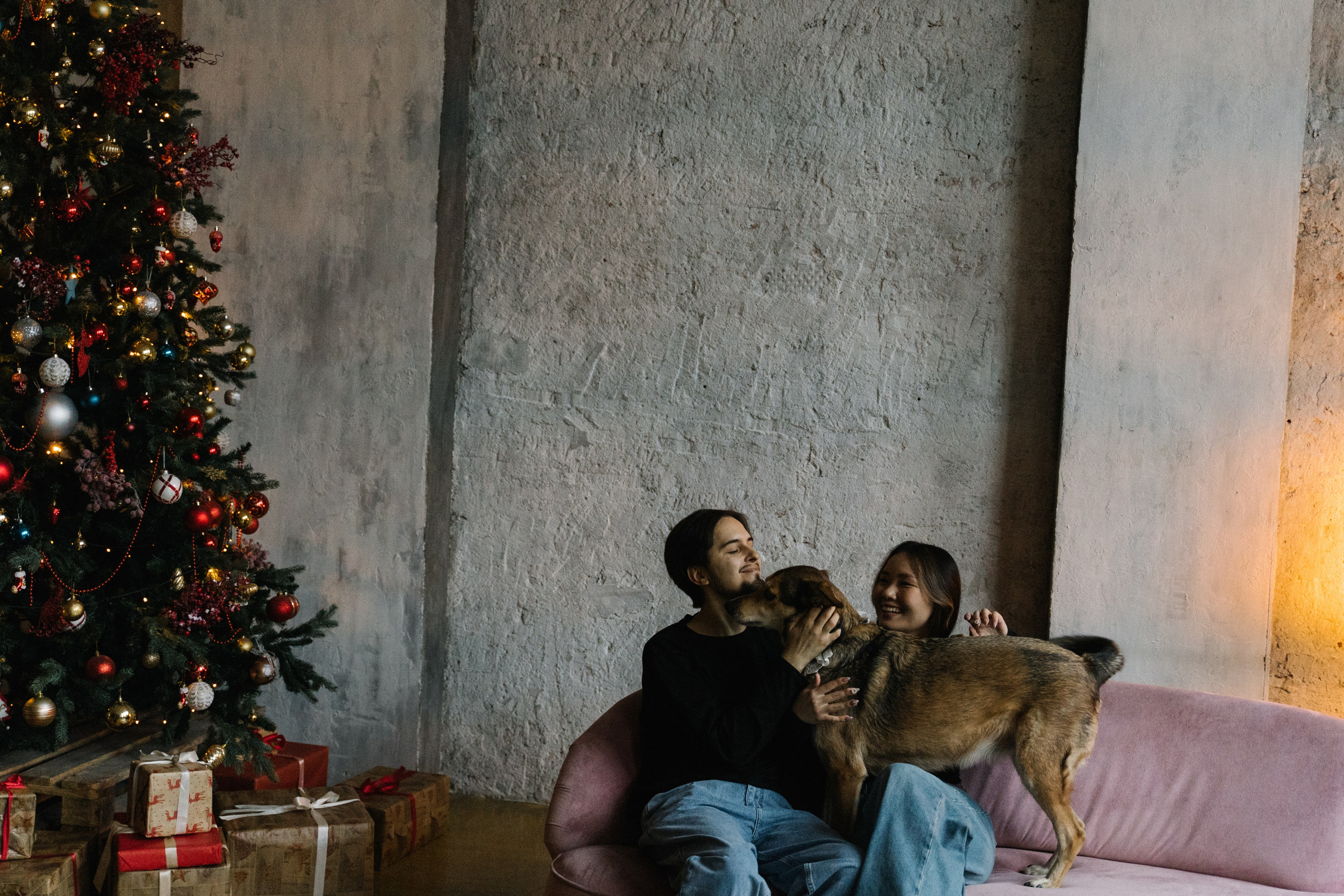 Туяра и Денис. Главная