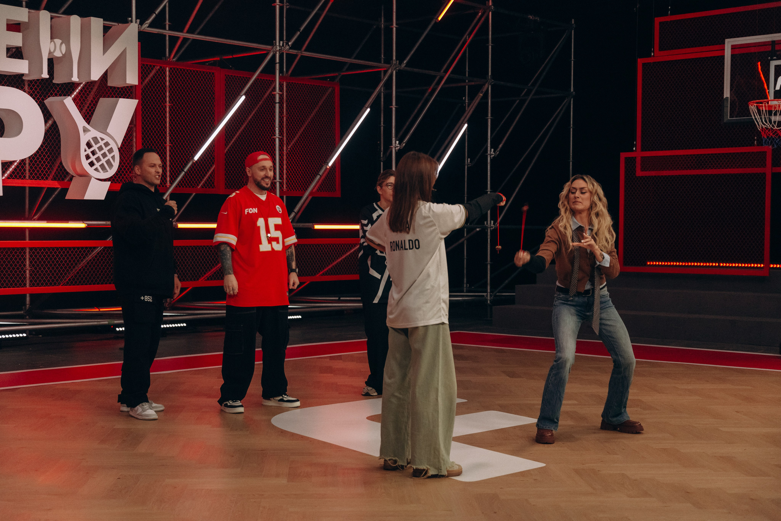 Зацени Игру. Олег Левин — профессиональный концертный и бэкстейдж фотограф в Москве