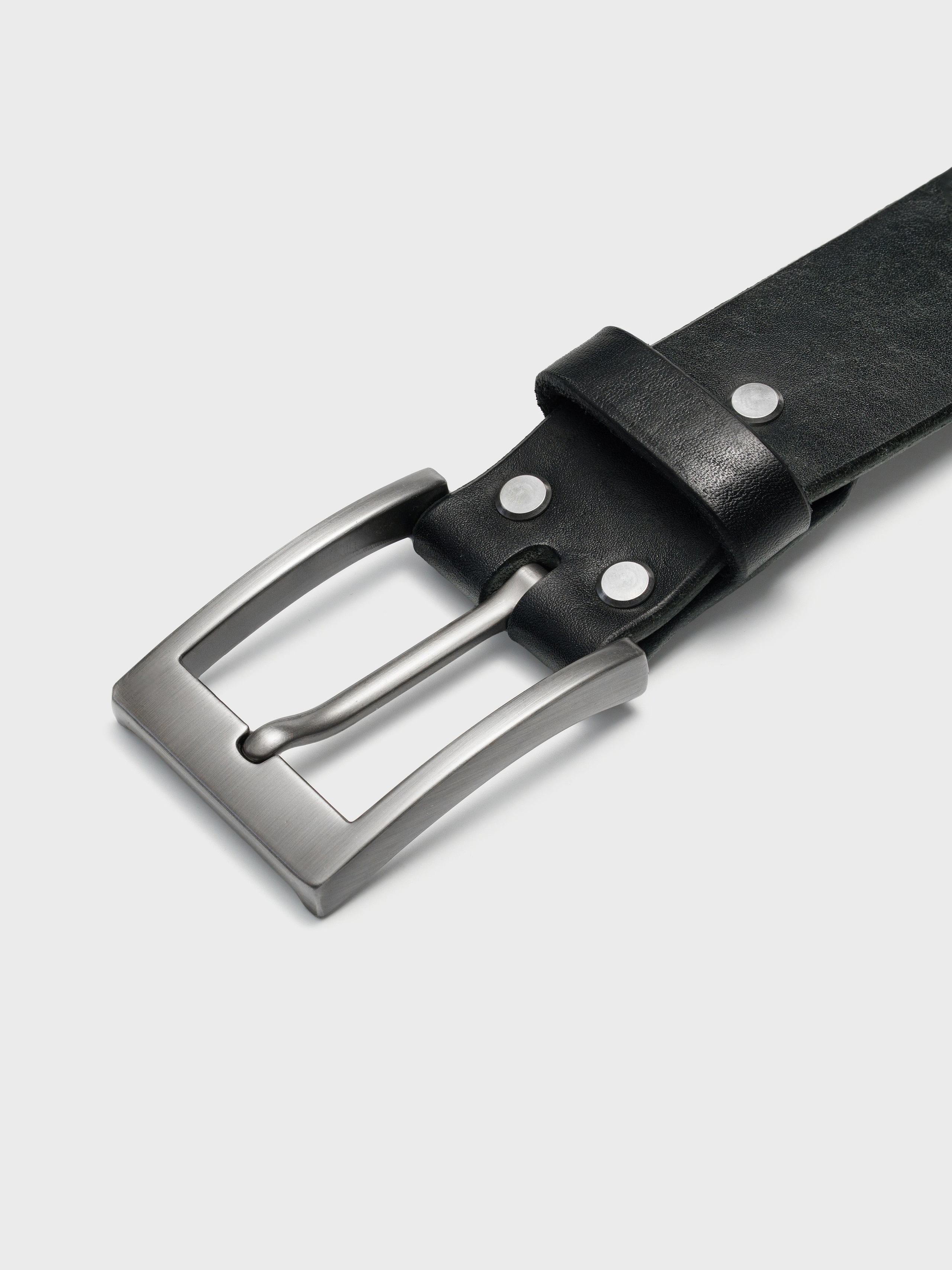 Съёмка кожгалантереи — фото и видео сумок, ремней, кошельков | KED Production. KED Production — продакшн из СПб. Создаём фото, видео и контент, который помогает брендам и селлерам продавать больше