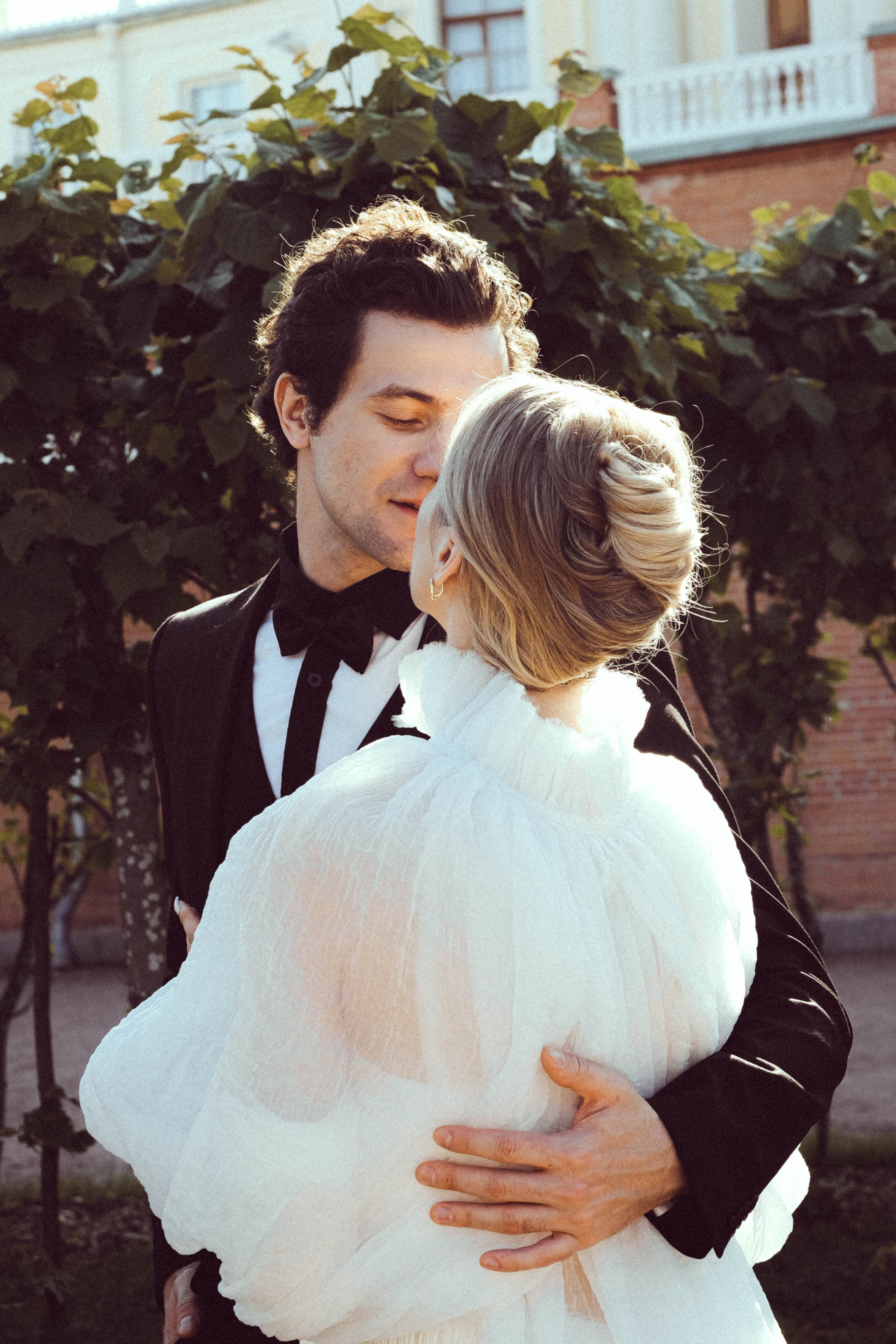 СВАДЕБНАЯ СЬЕМКА В ПАРКЕ ОРАНИЕНБАУМ. Профессиональный фотограф, Санкт-Петербург — Виктория Богомолова