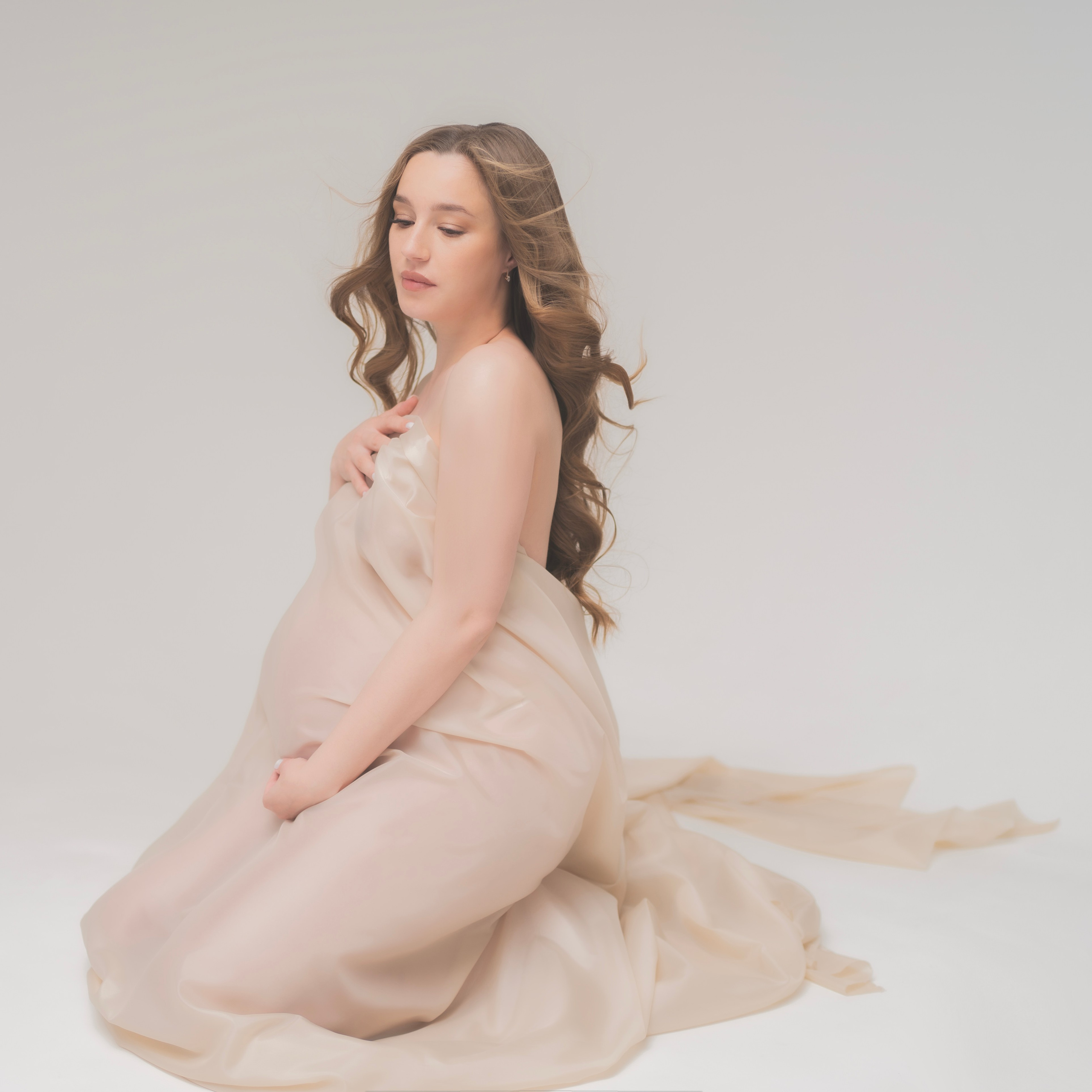 Фотосессия беременной с тюлем с тканью нежные фотографии беременных Беременность Pregnancy Линдберг Идеи для фотосессии беременной Фотосессия беременной